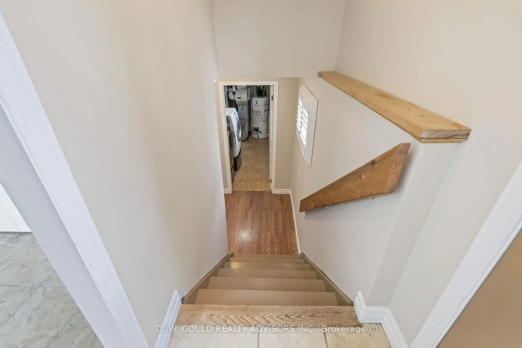 42 River Drive