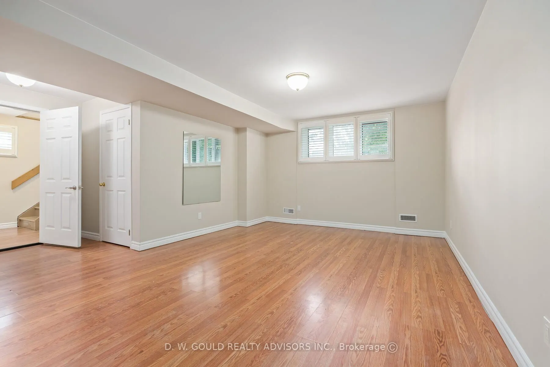 42 River Drive