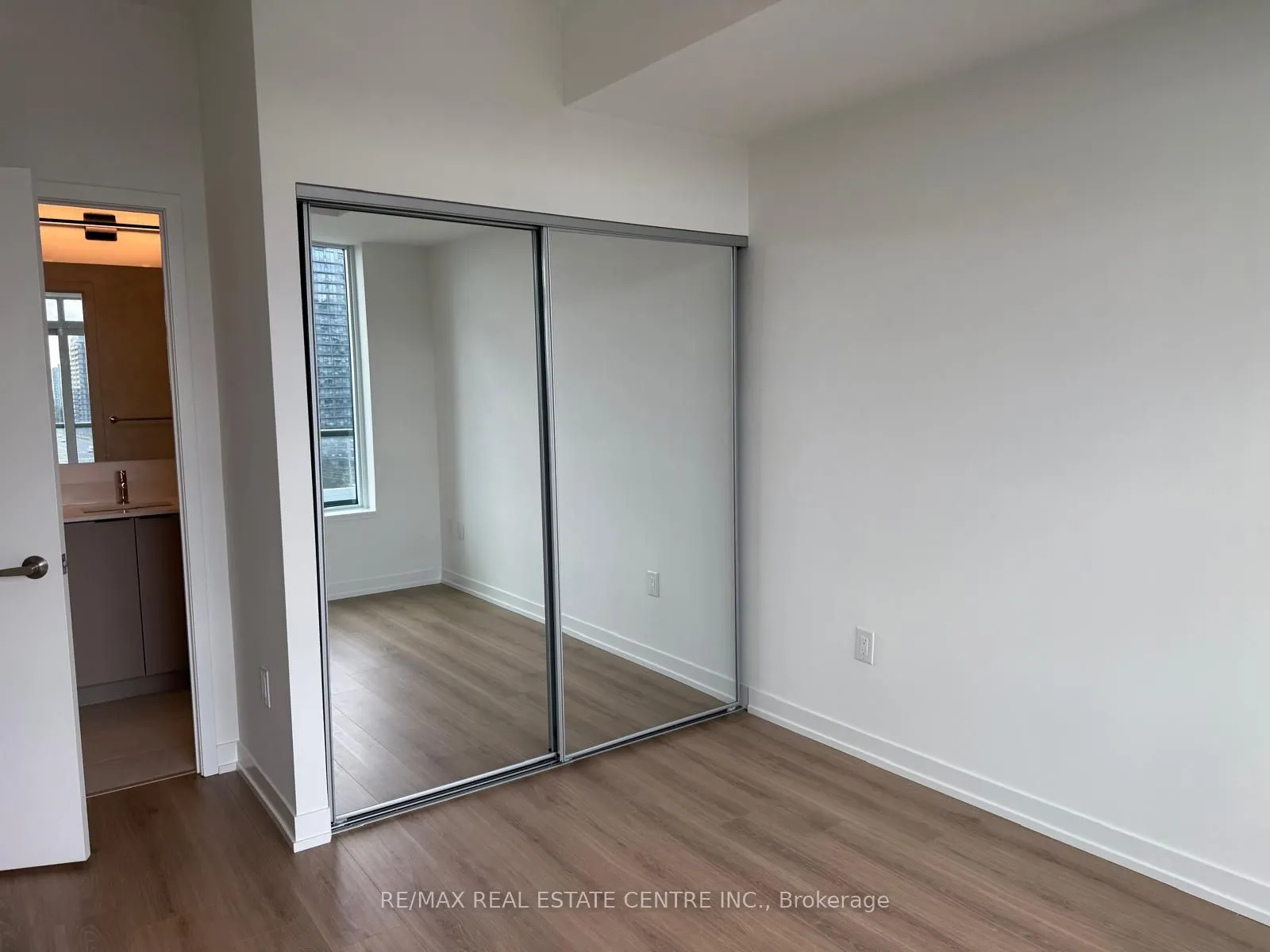 2485 Eglinton Avenue W, #1118