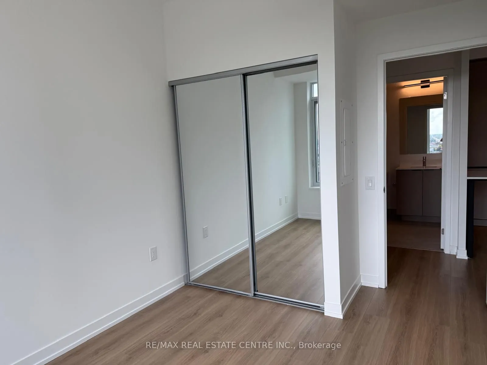 2485 Eglinton Avenue W, #1118