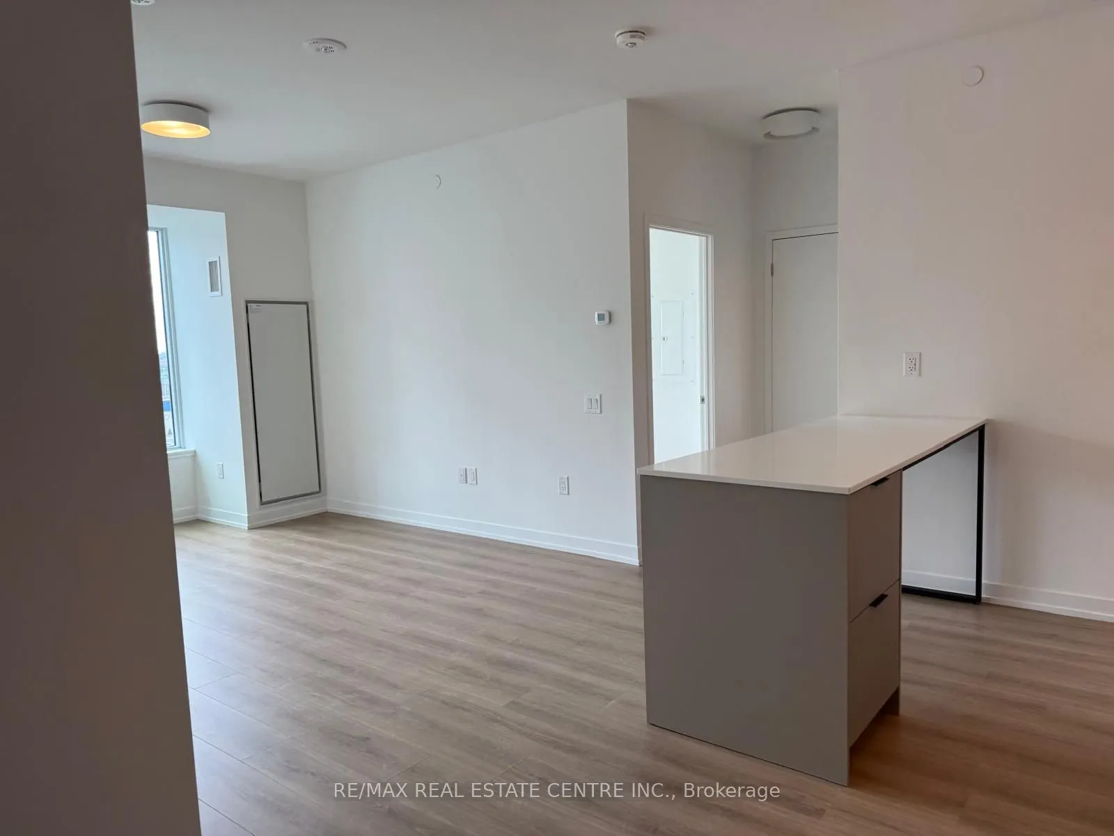 2485 Eglinton Avenue W, #1118