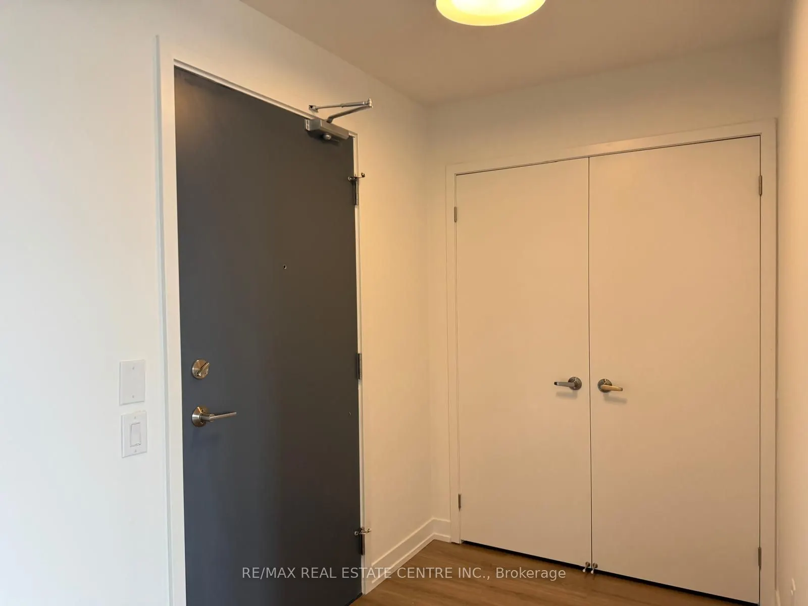 2485 Eglinton Avenue W, #1118