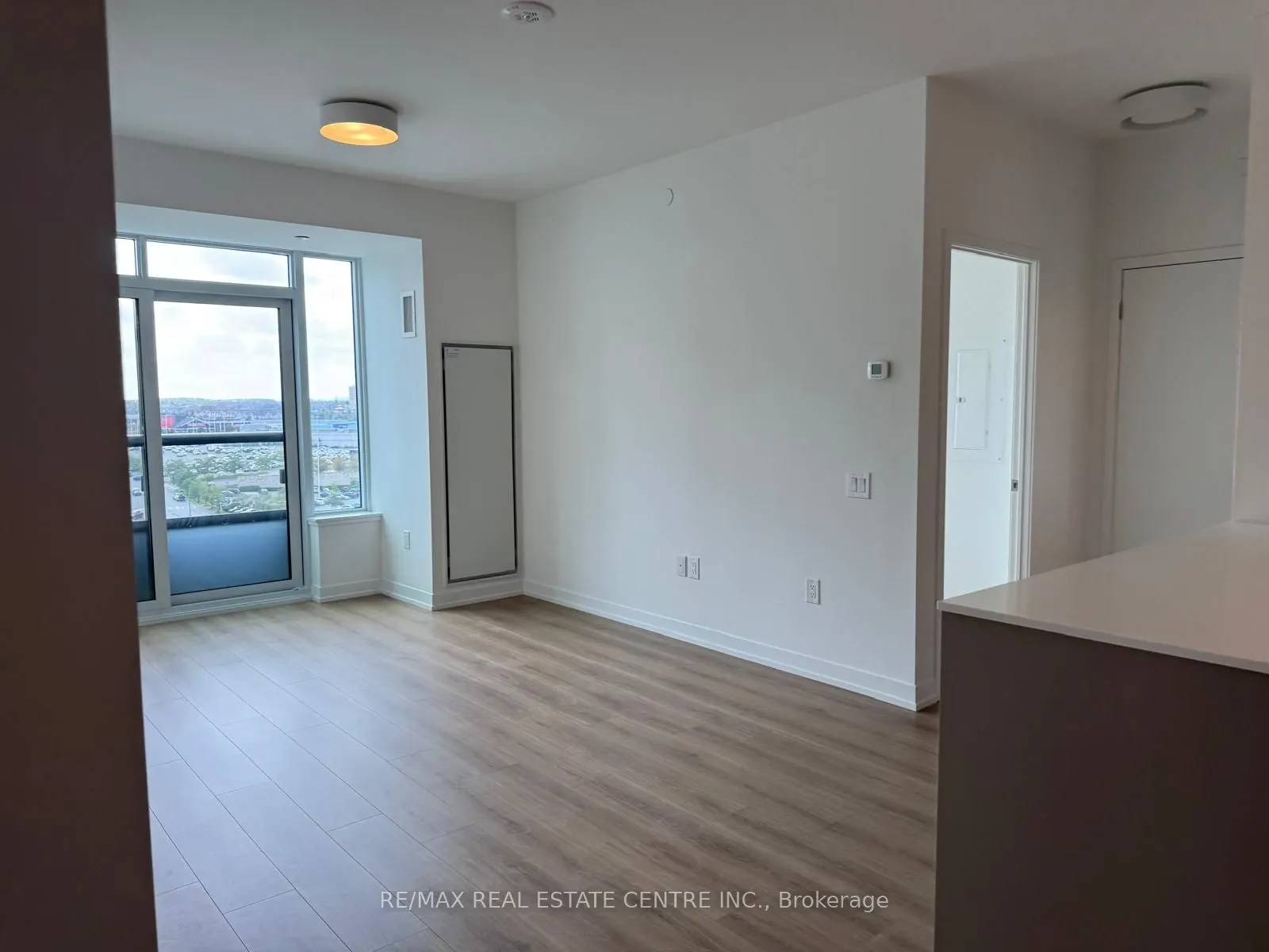 2485 Eglinton Avenue W, #1118