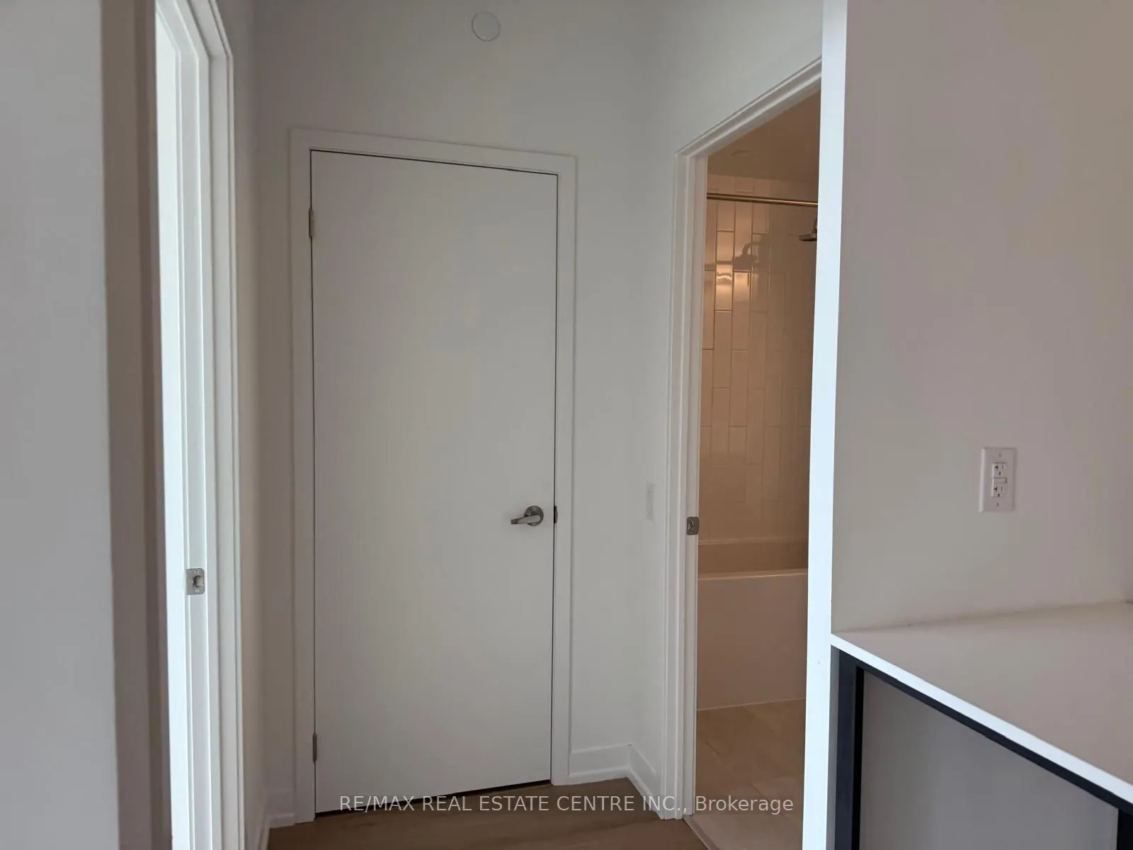 2485 Eglinton Avenue W, #1118