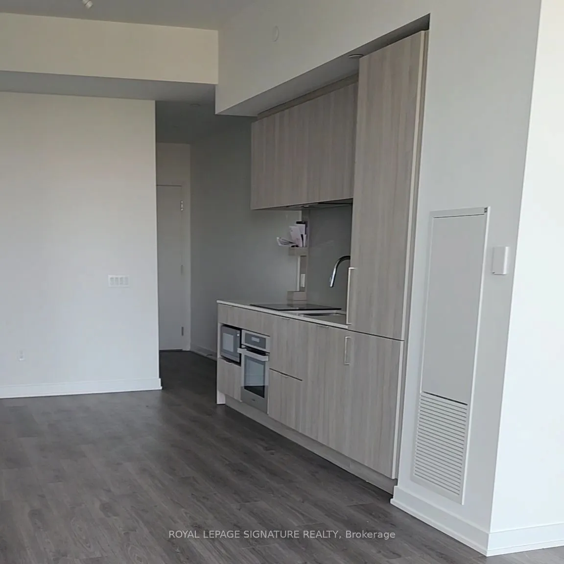 28 Ann Street, #2010