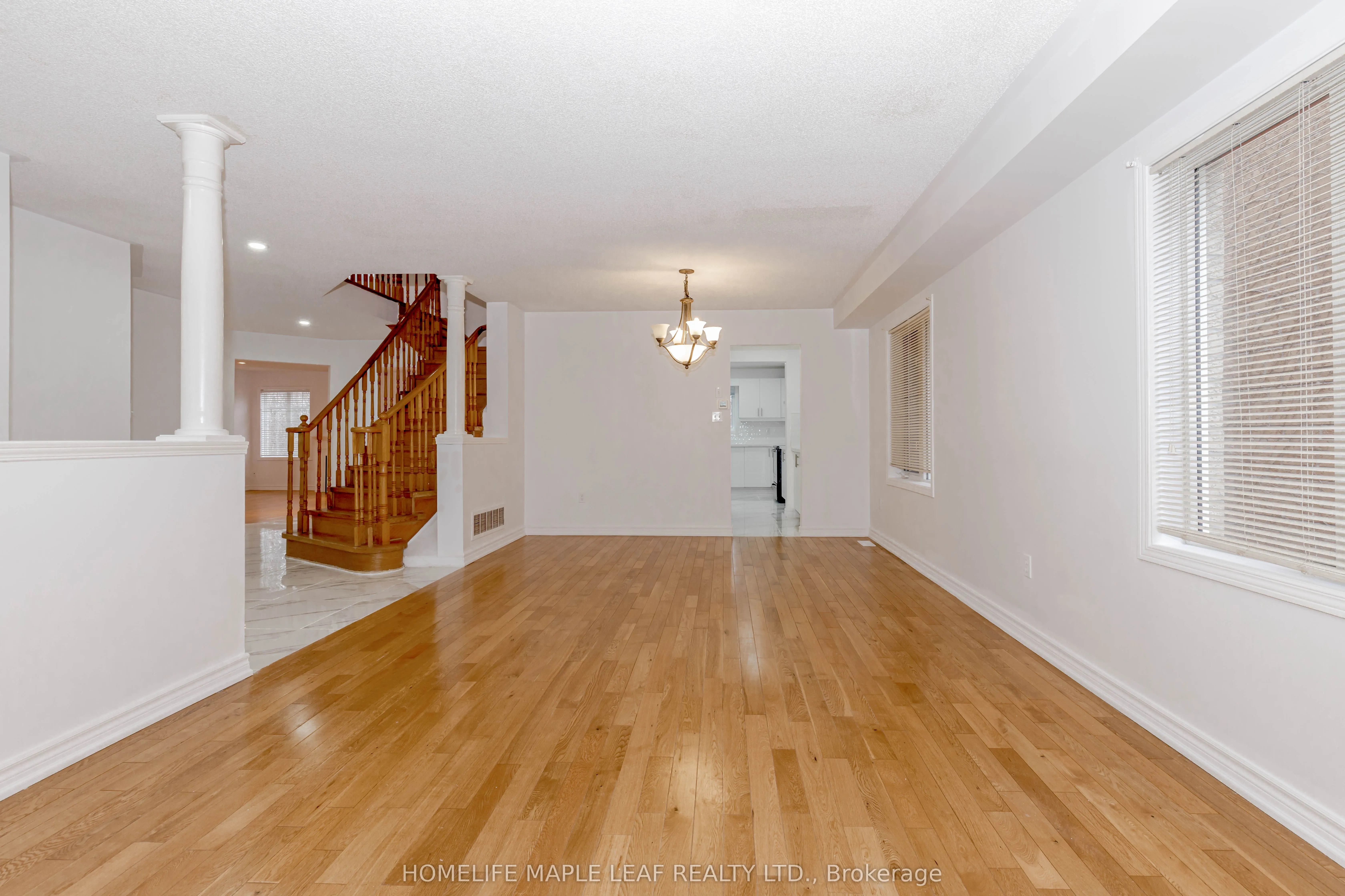 72 Dunvegan Crescent