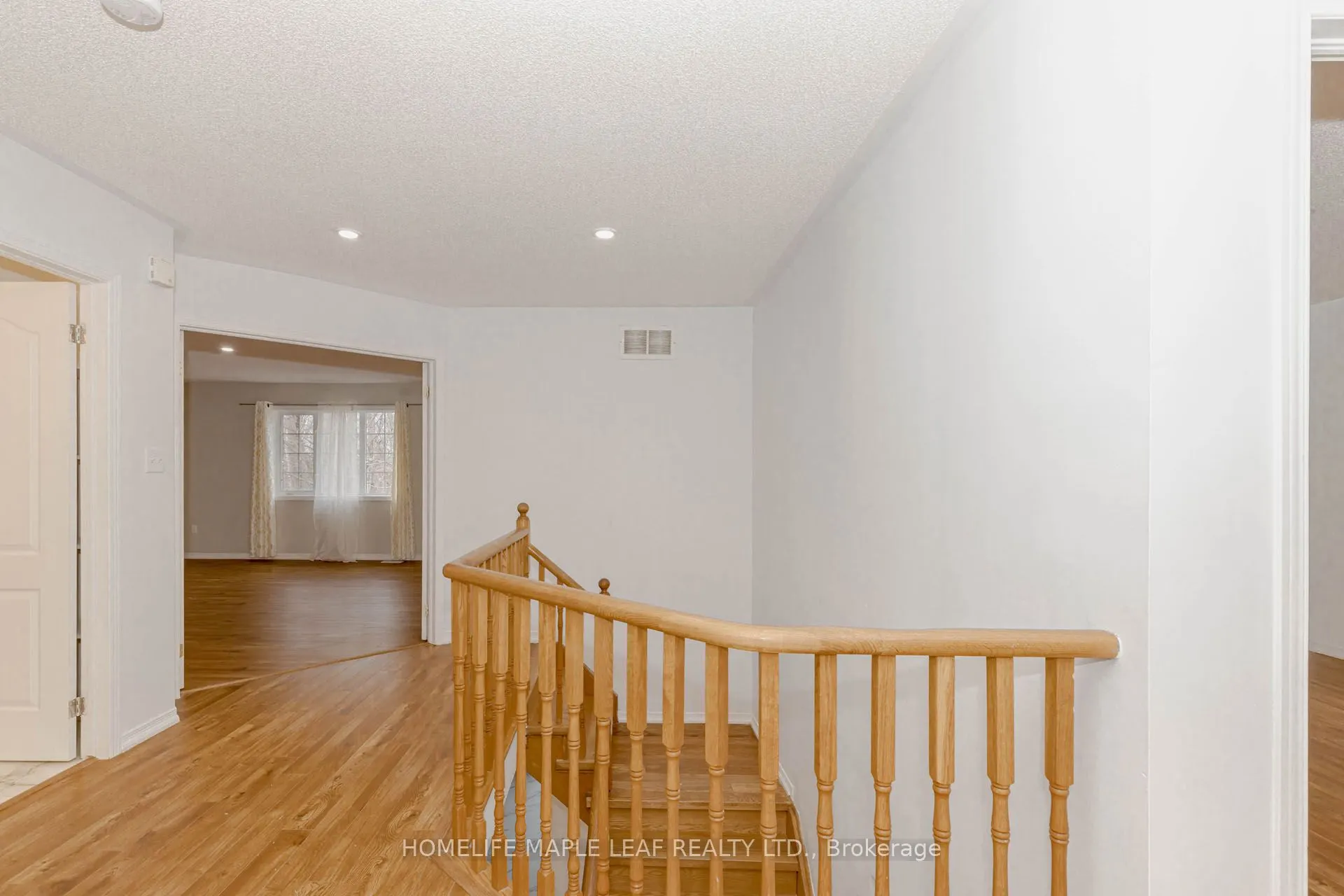 72 Dunvegan Crescent