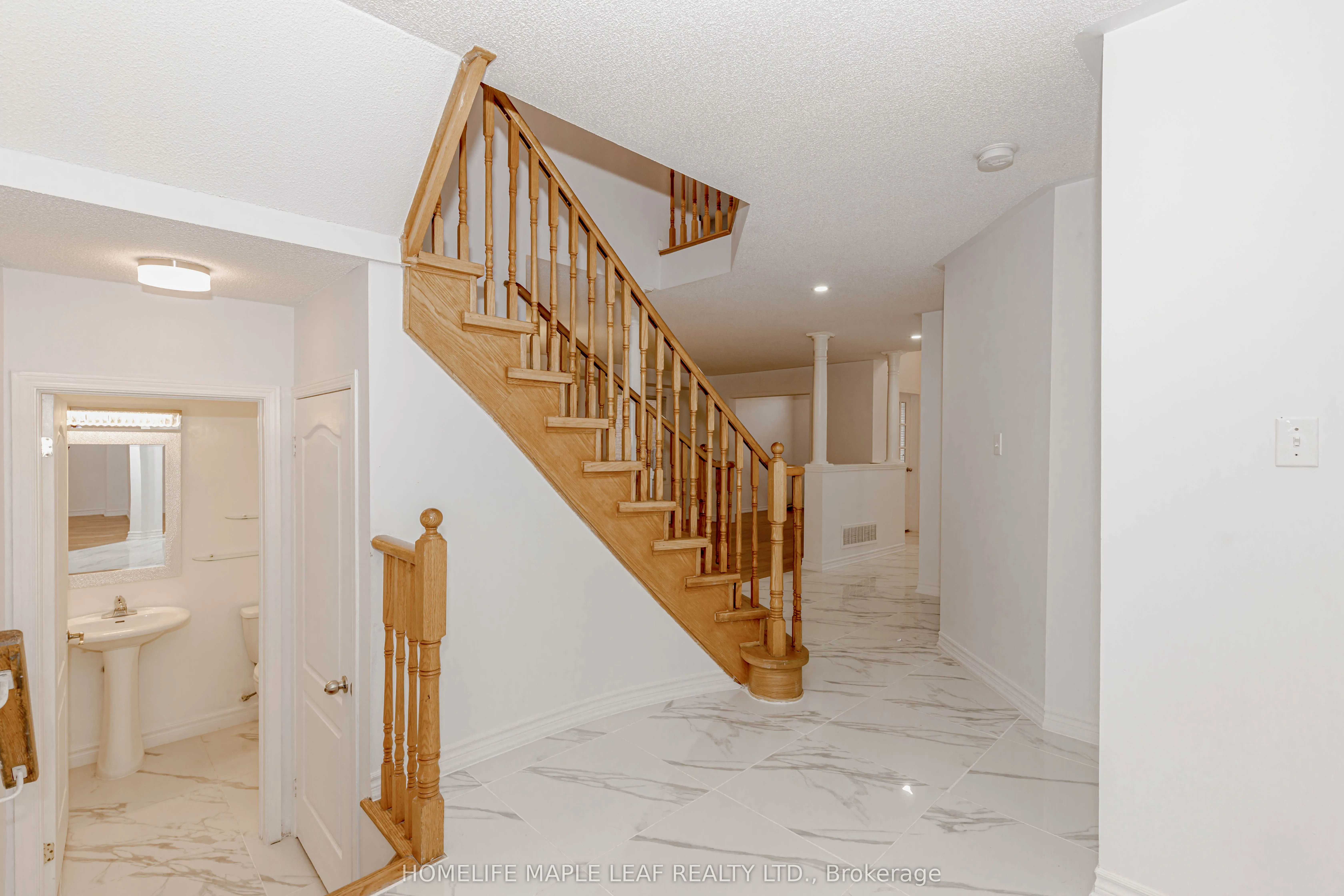 72 Dunvegan Crescent