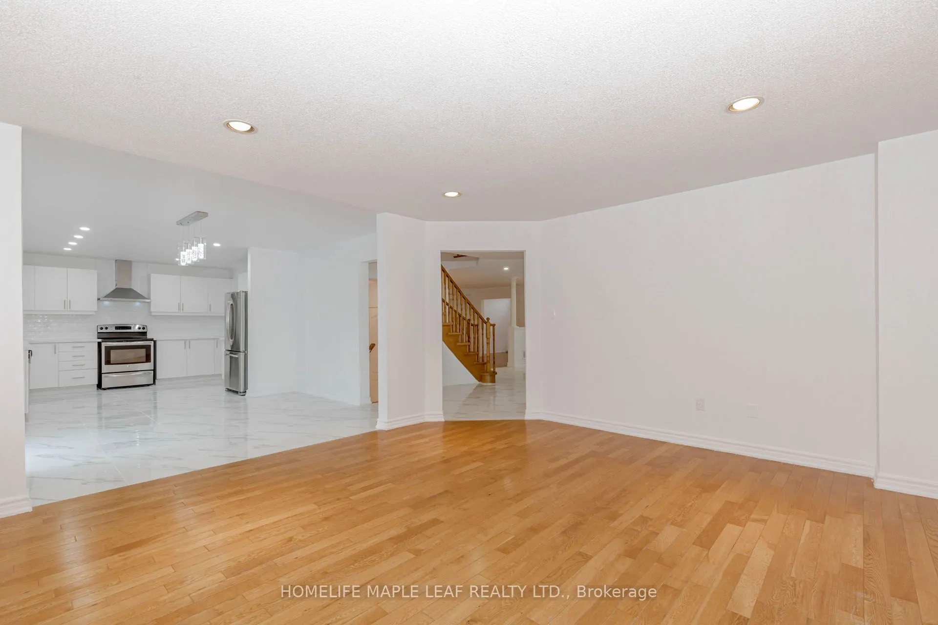 72 Dunvegan Crescent