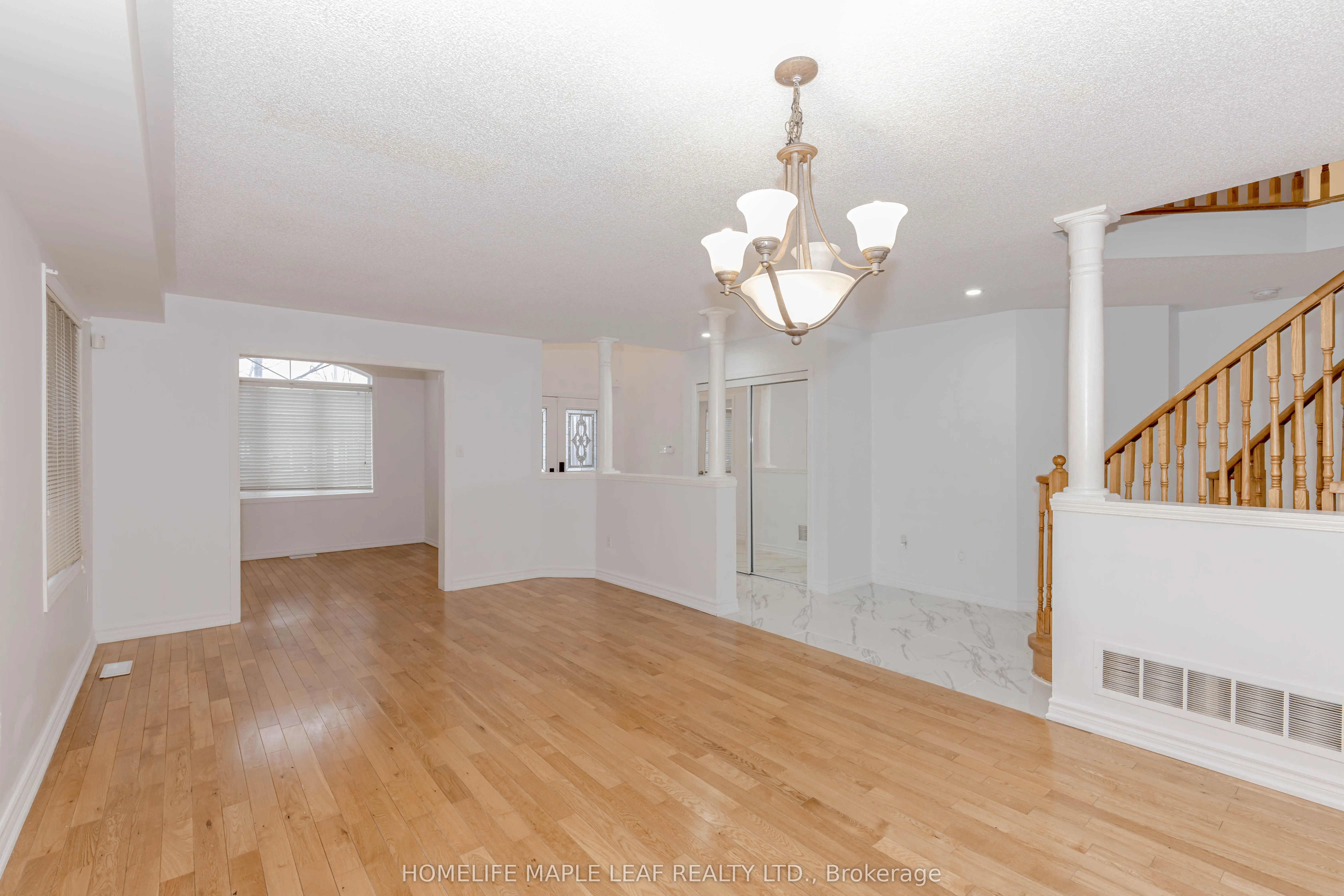 72 Dunvegan Crescent