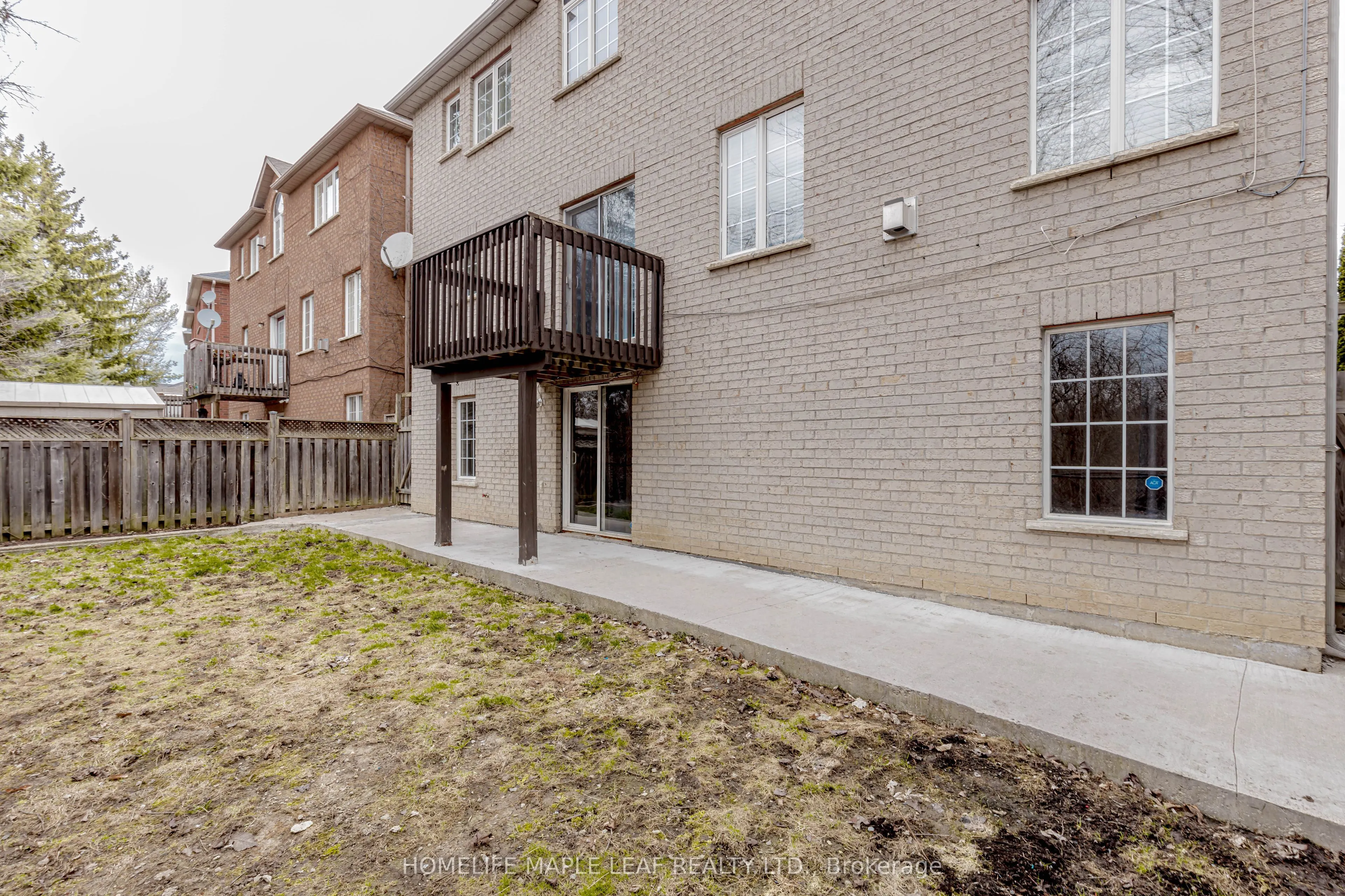 72 Dunvegan Crescent