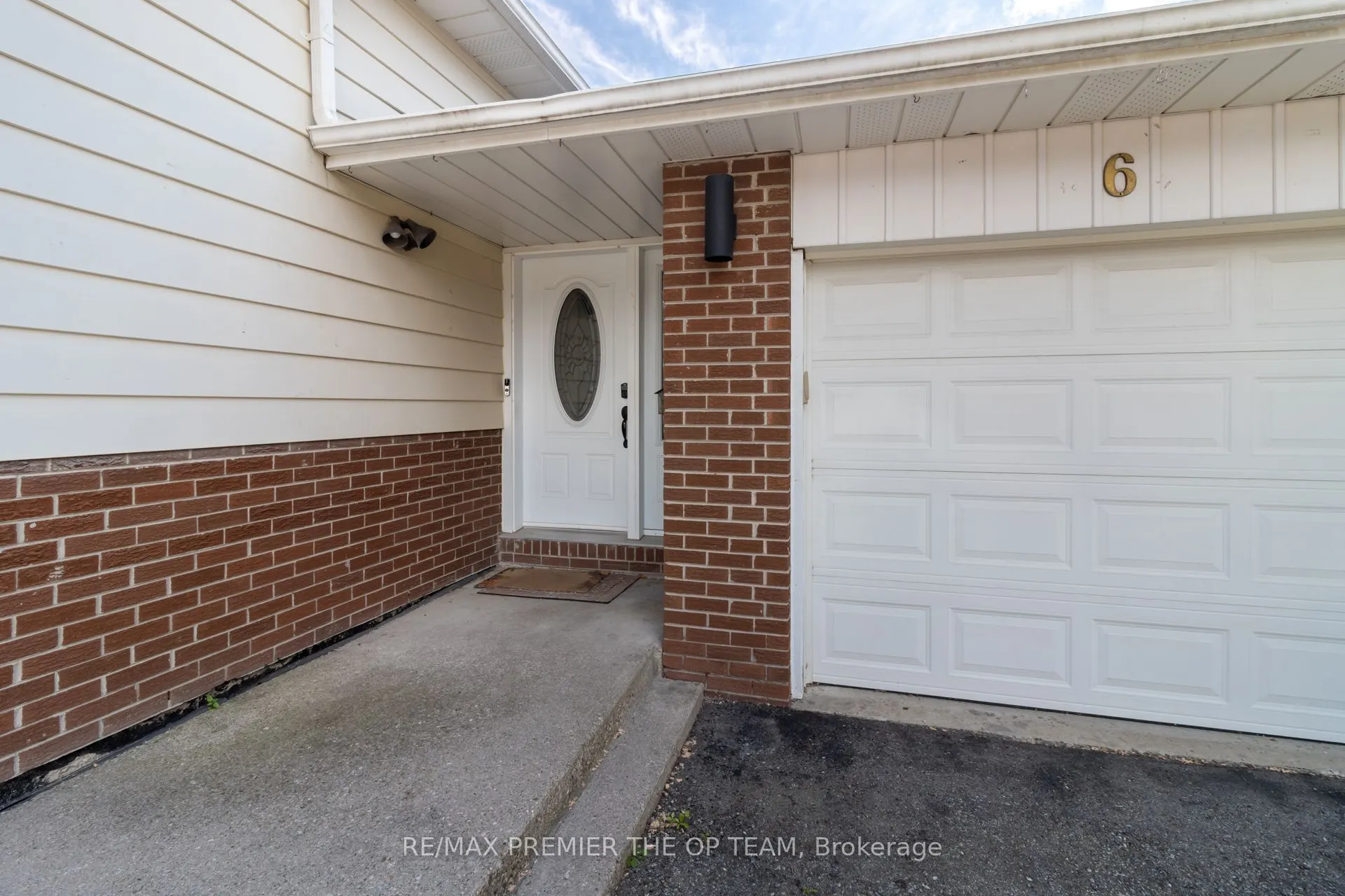 6 Larkfield Road