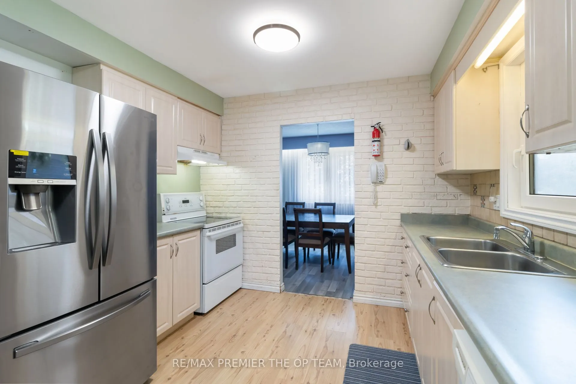 6 Larkfield Road
