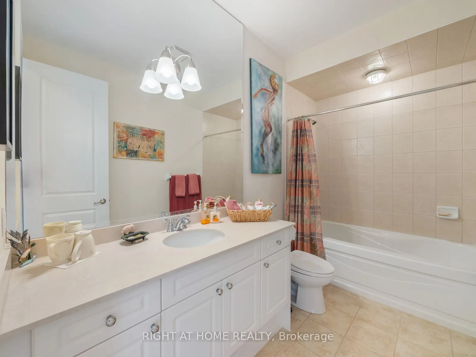 2369 Ontario Street, #26