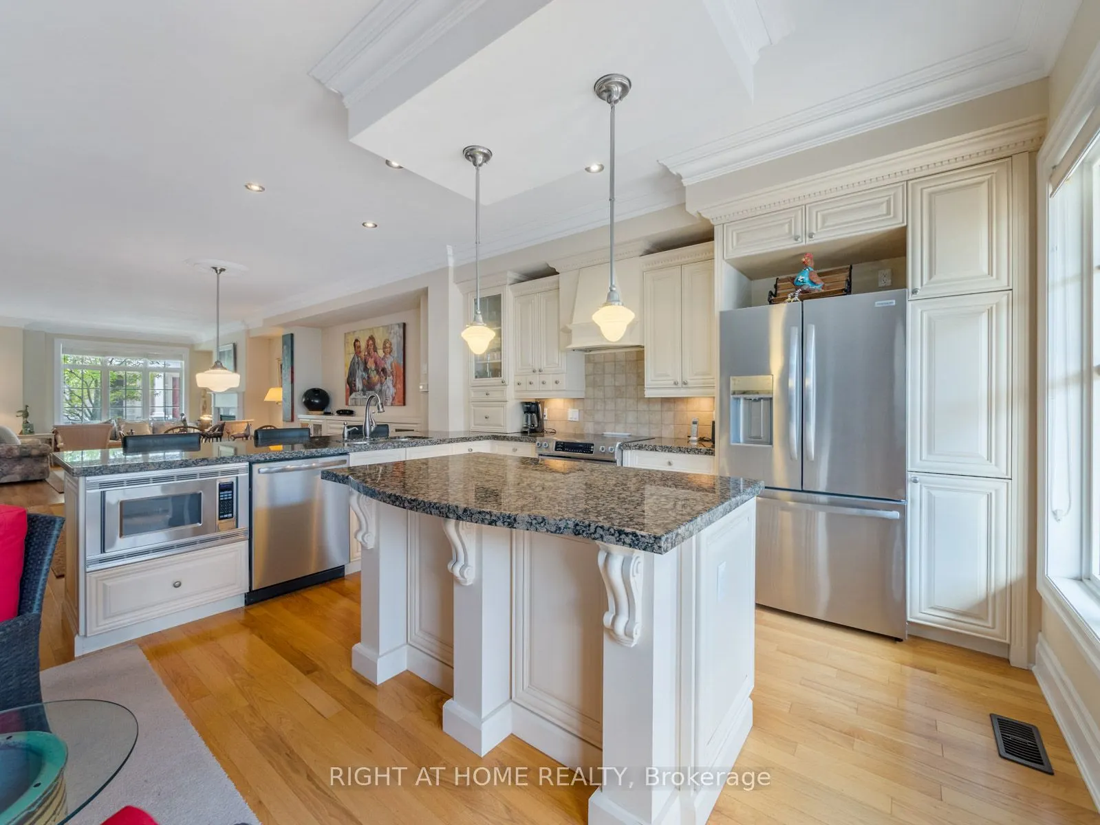 2369 Ontario Street, #26