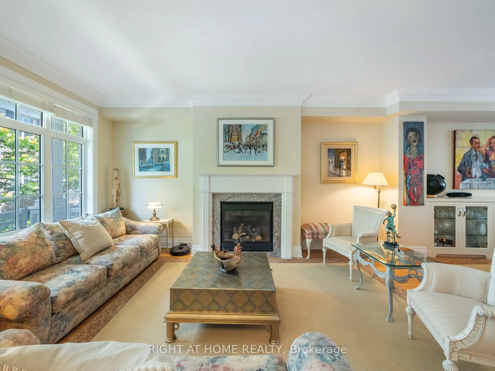 2369 Ontario Street, #26