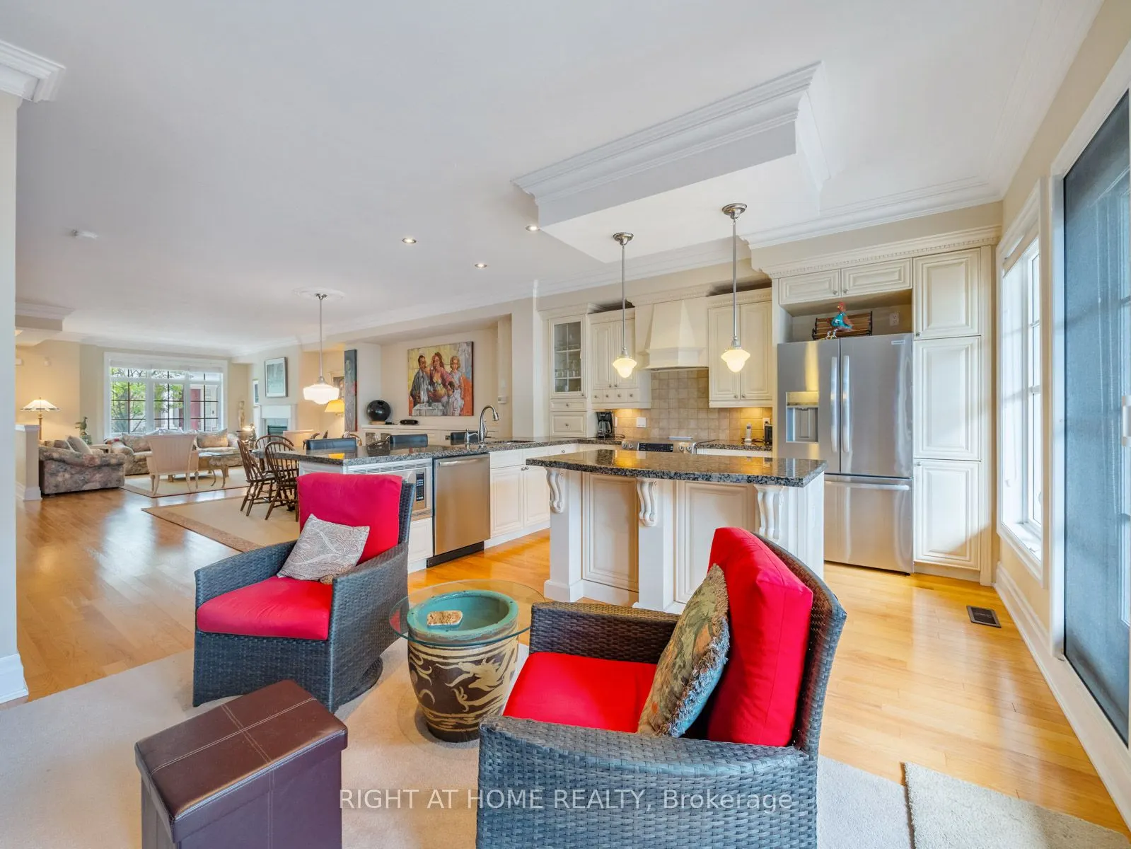 2369 Ontario Street, #26