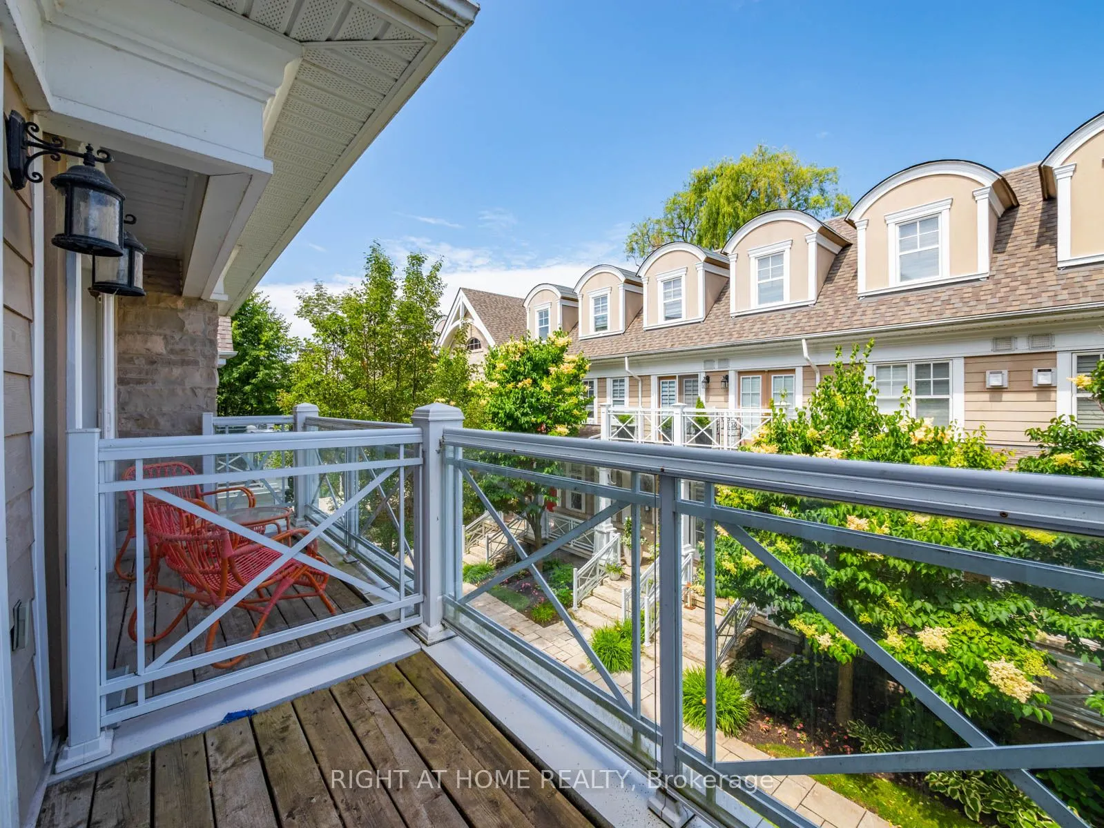 2369 Ontario Street, #26