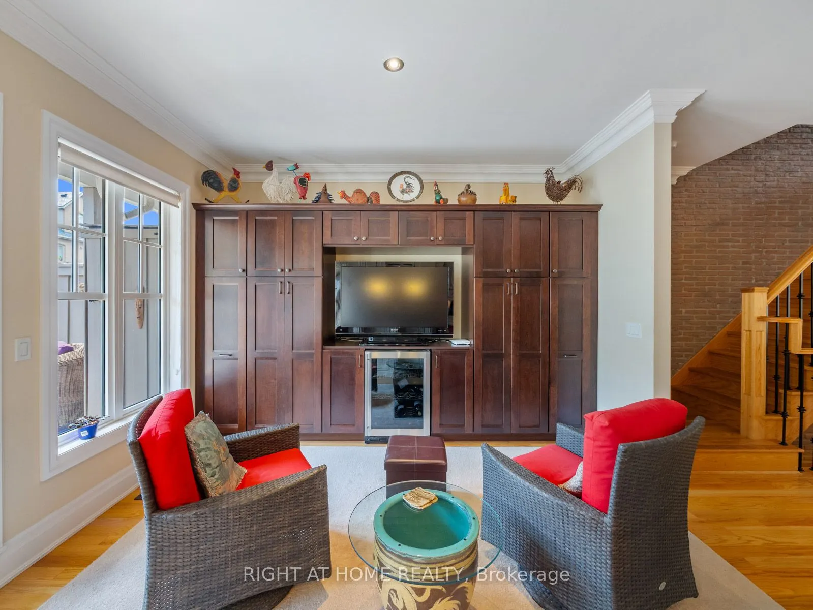 2369 Ontario Street, #26