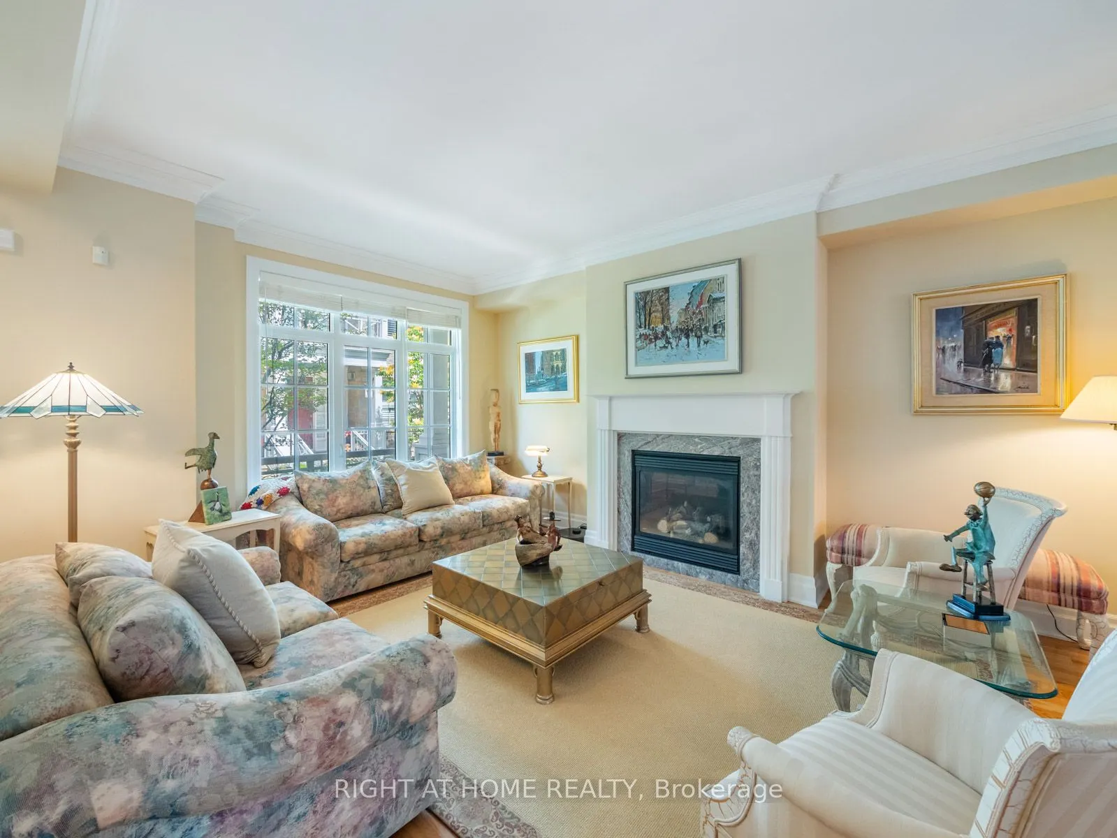 2369 Ontario Street, #26