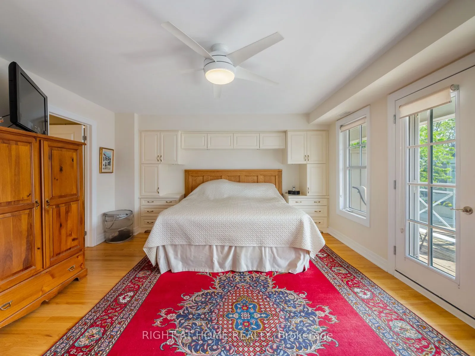 2369 Ontario Street, #26