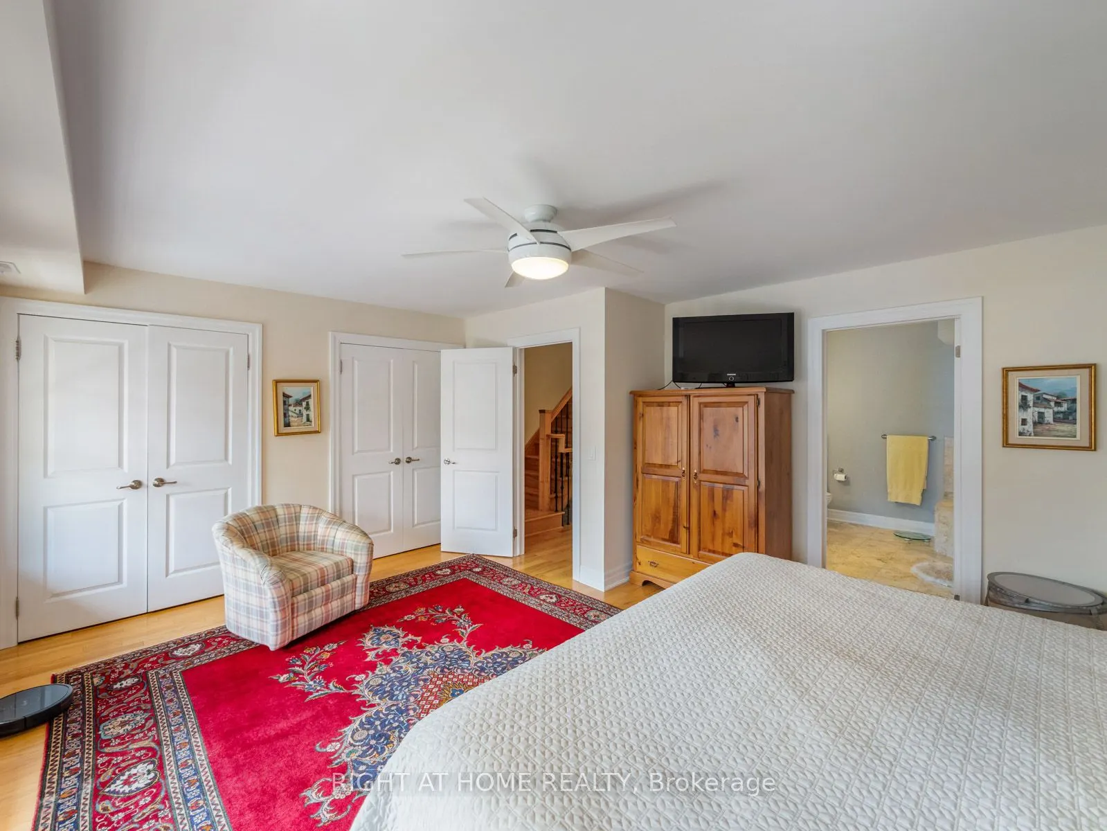 2369 Ontario Street, #26