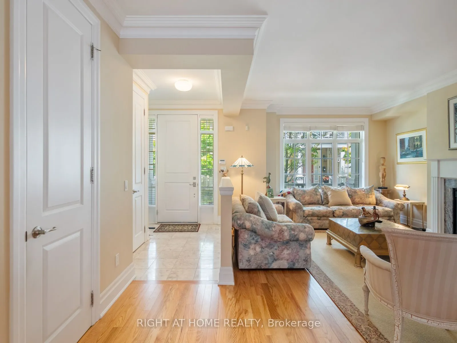 2369 Ontario Street, #26