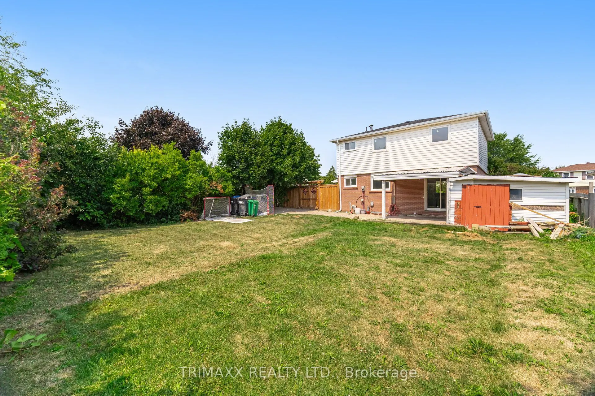 111 Folkstone Crescent