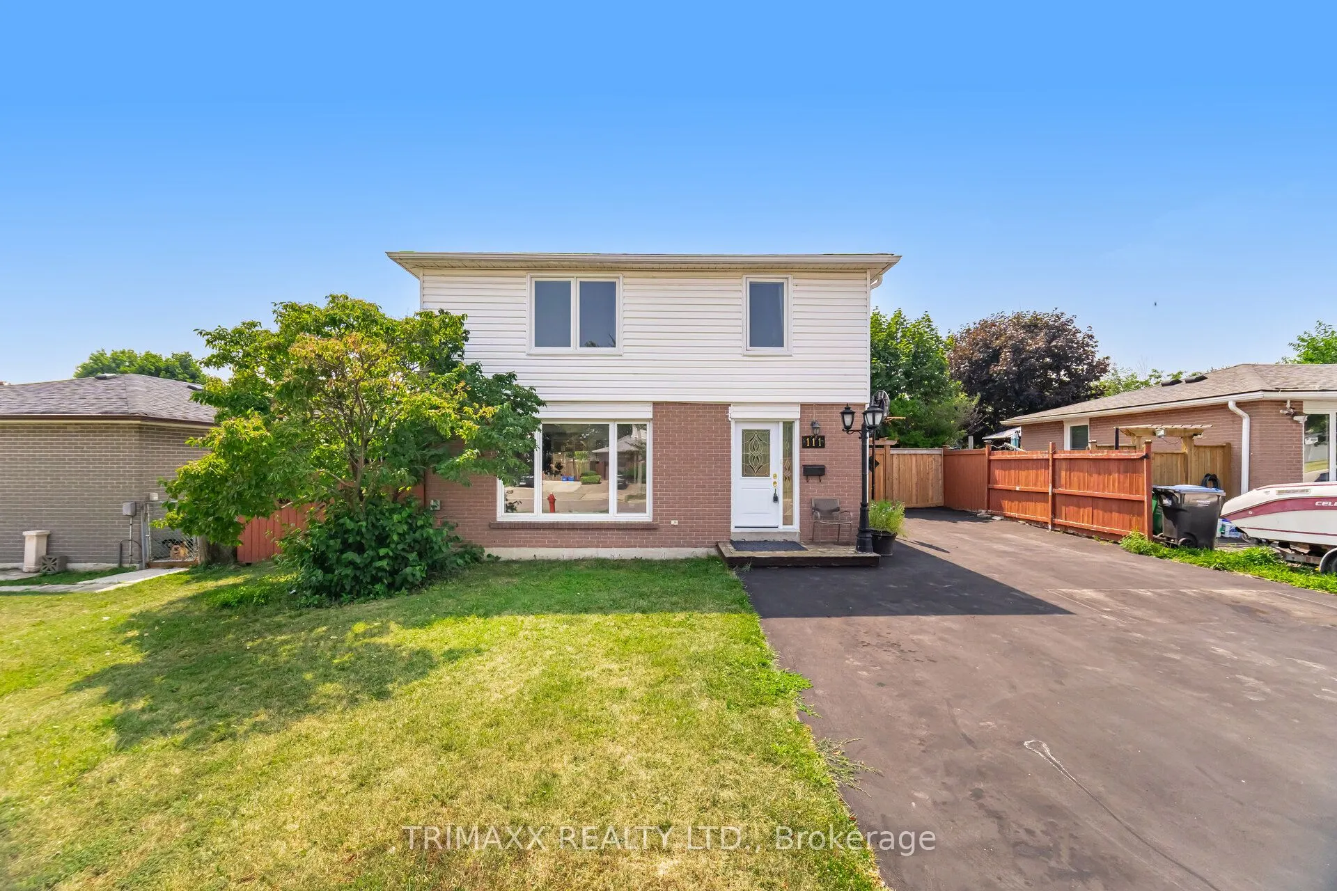 111 Folkstone Crescent