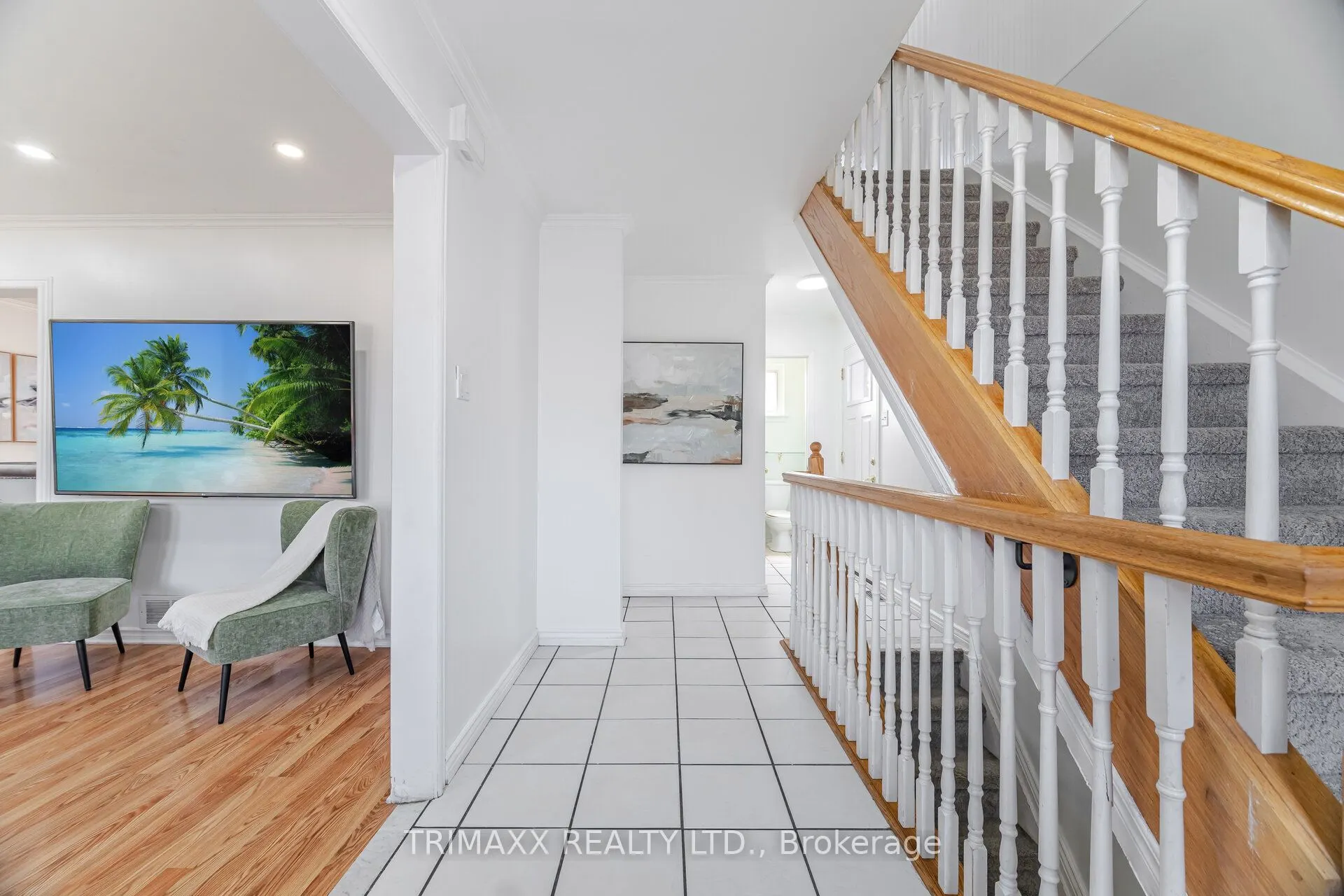 111 Folkstone Crescent