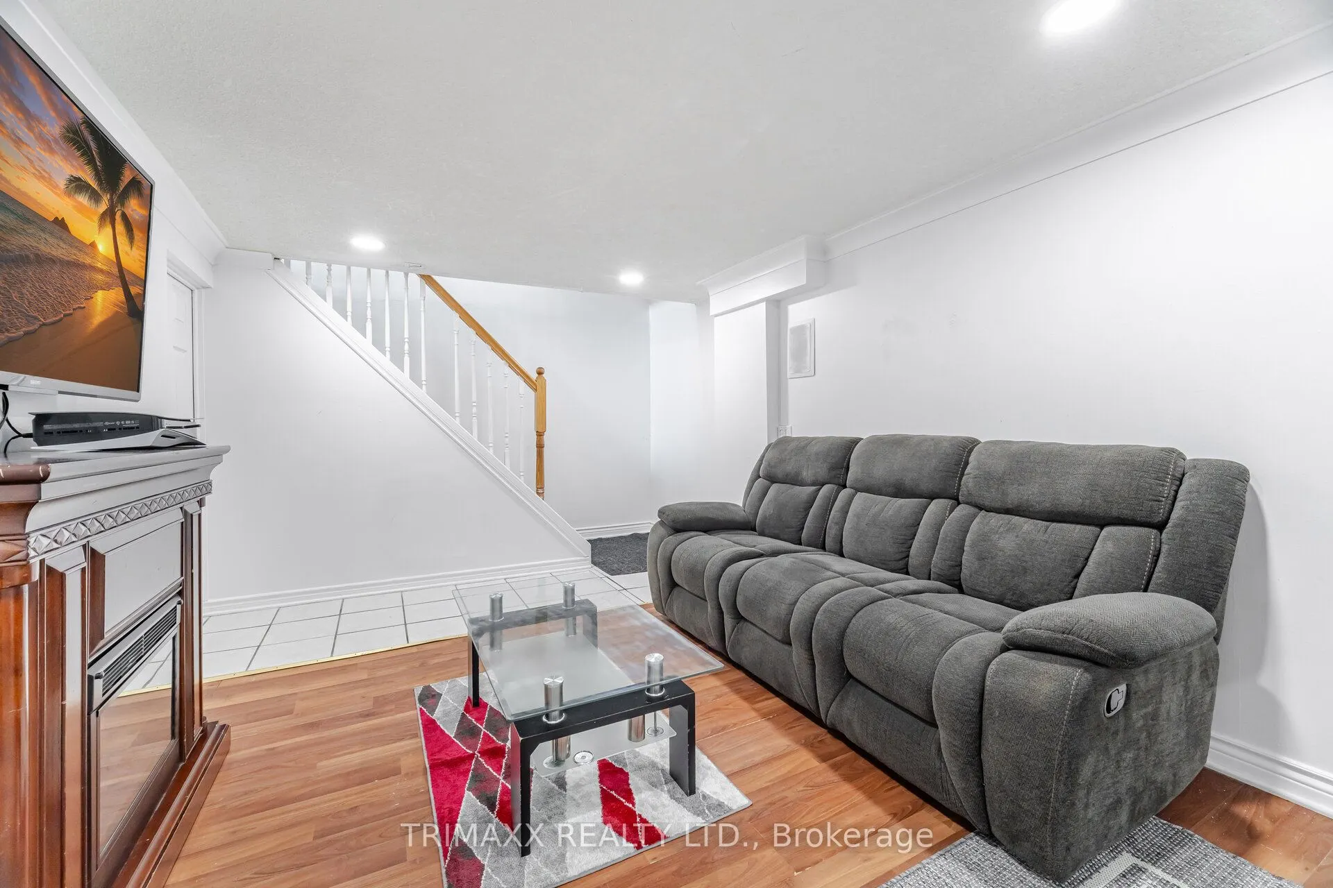 111 Folkstone Crescent