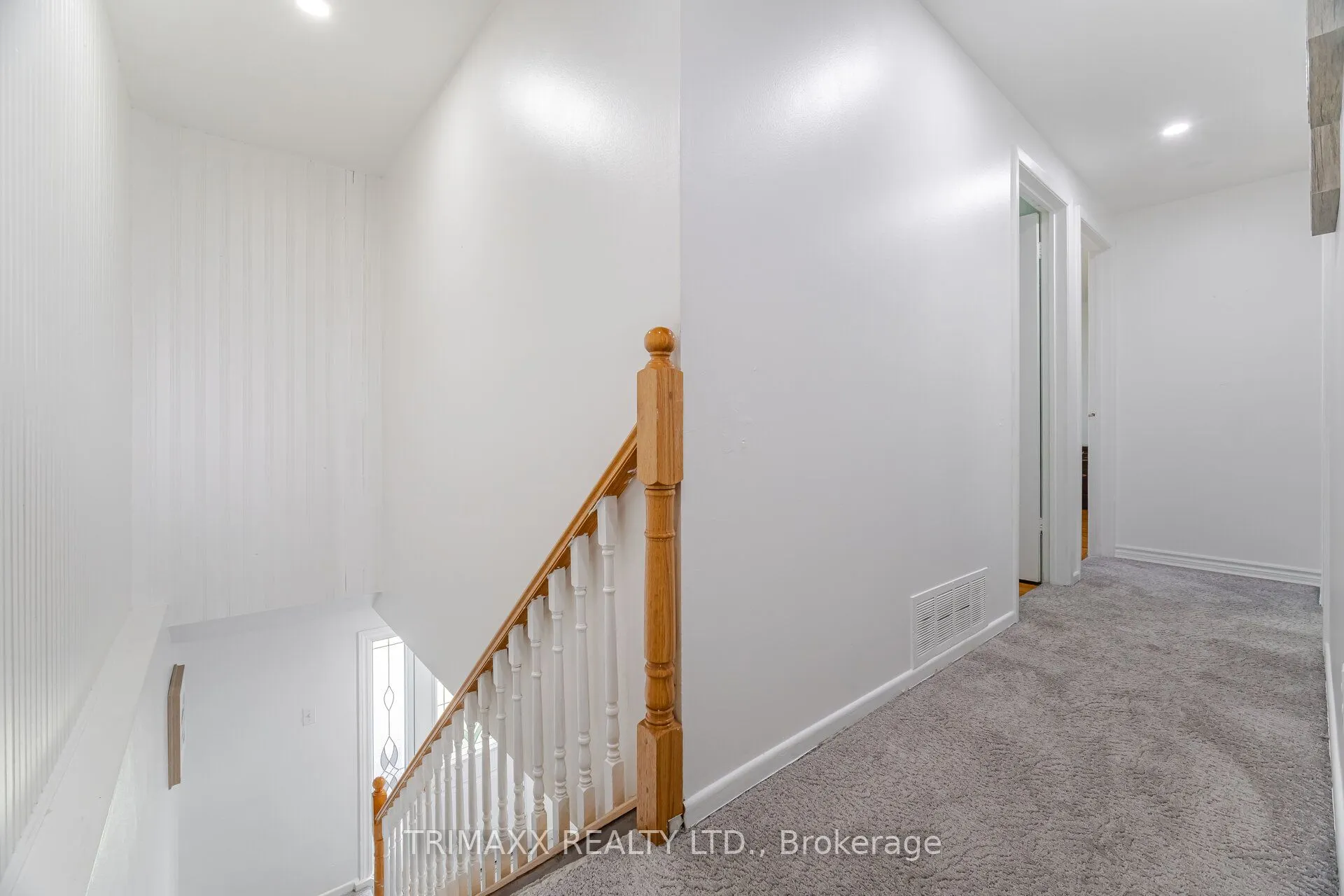 111 Folkstone Crescent