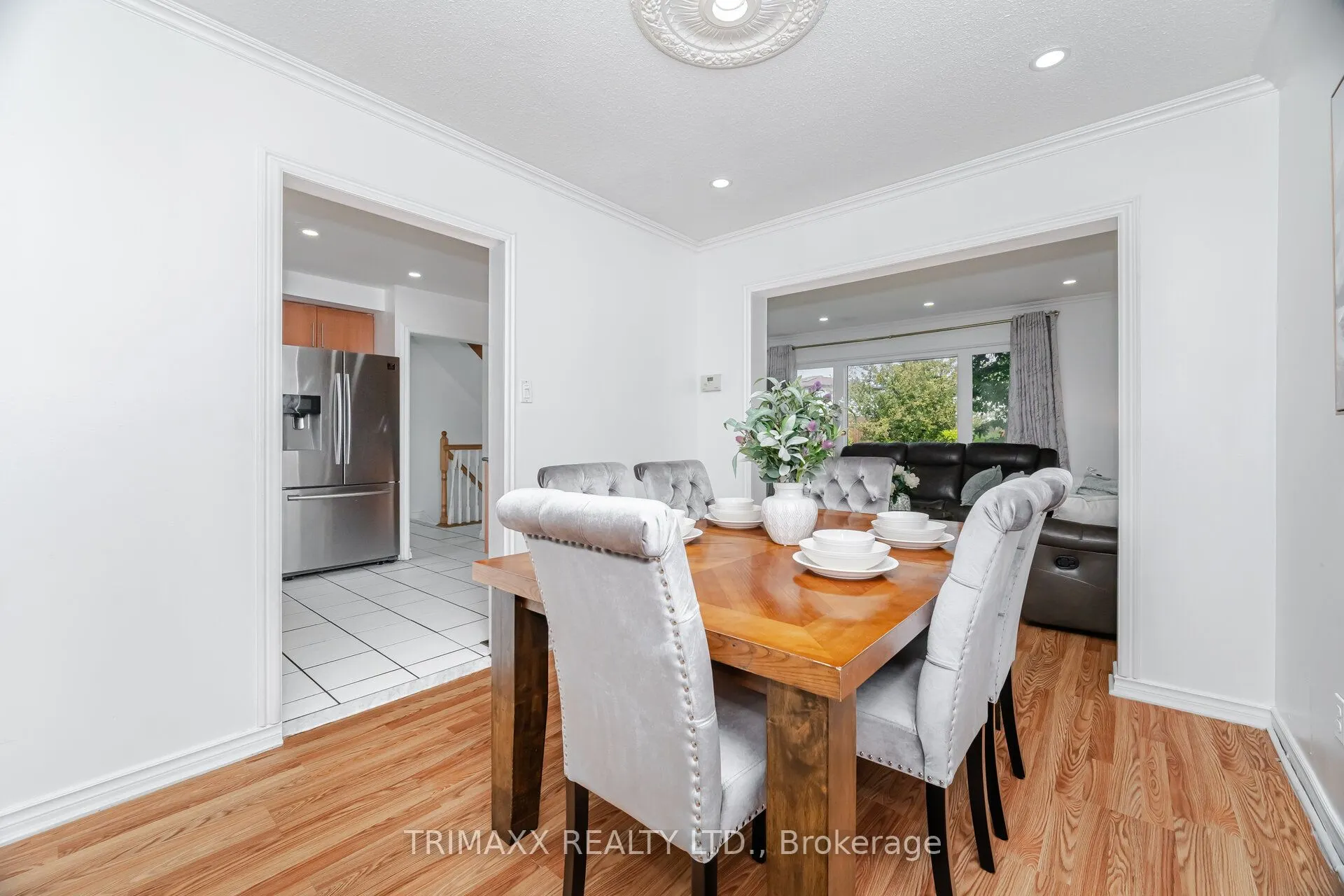 111 Folkstone Crescent