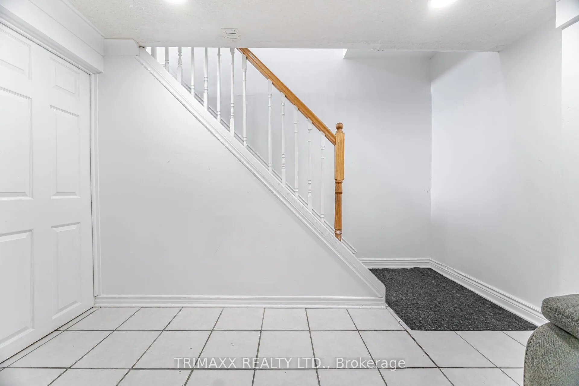 111 Folkstone Crescent