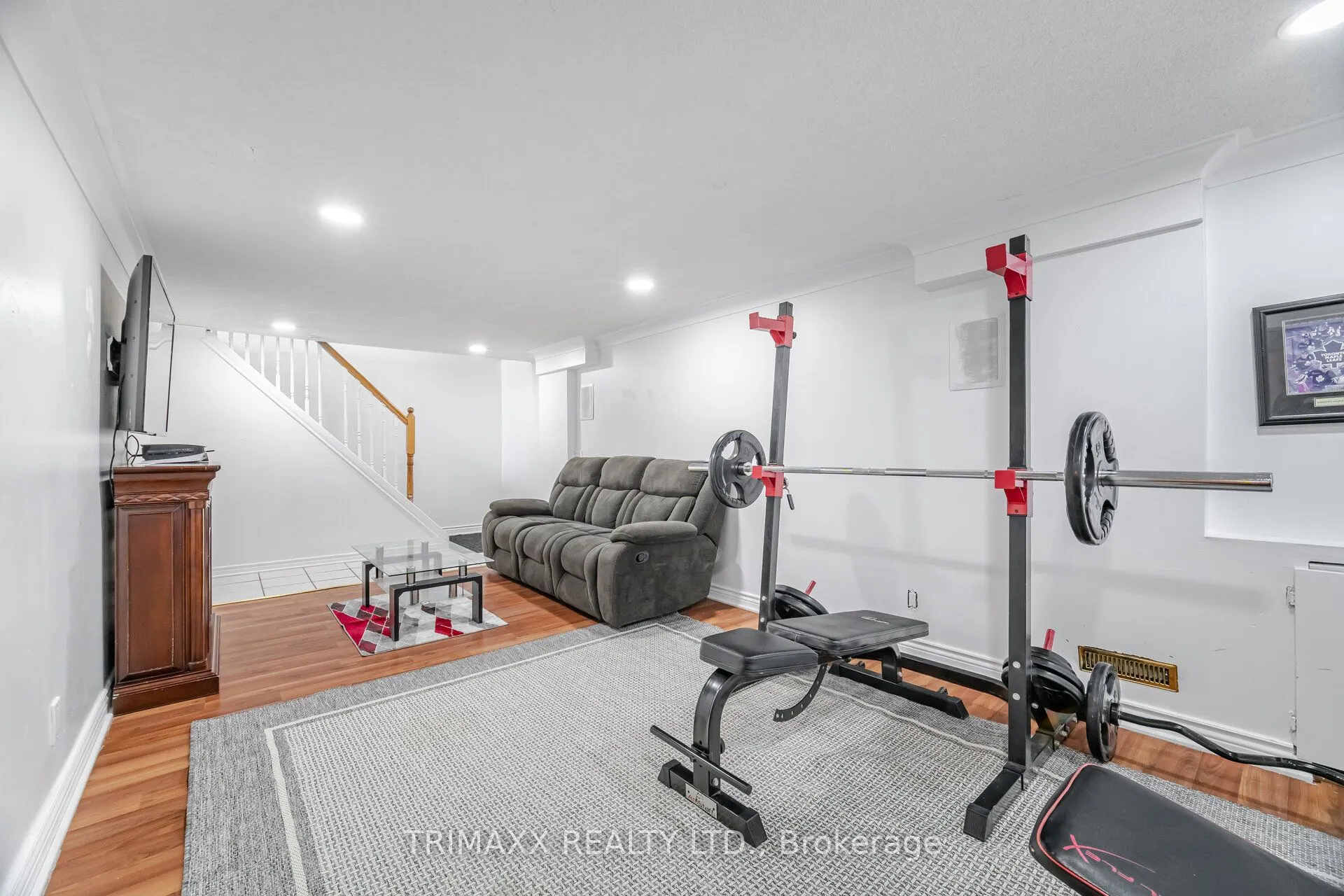 111 Folkstone Crescent