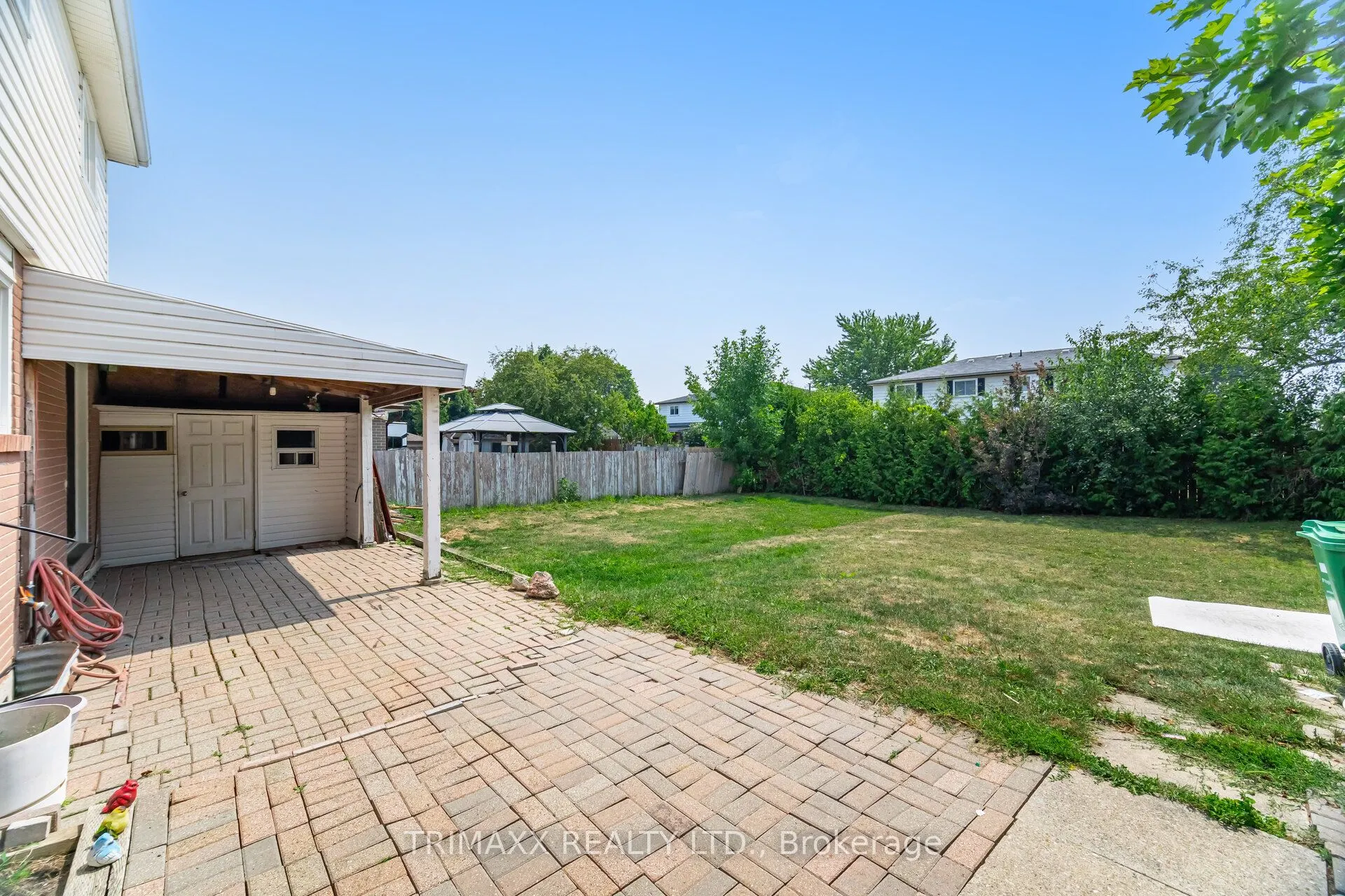 111 Folkstone Crescent