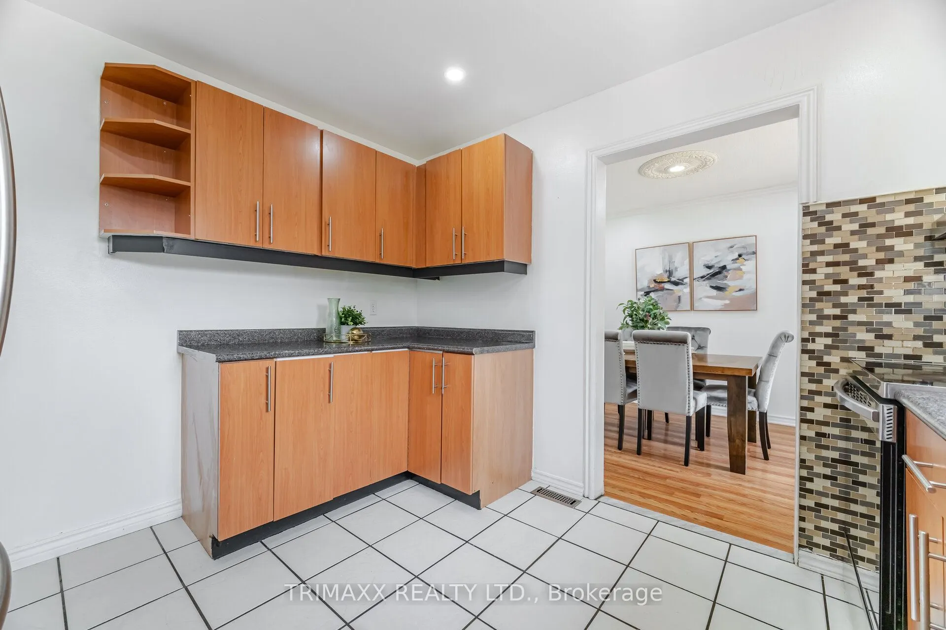 111 Folkstone Crescent