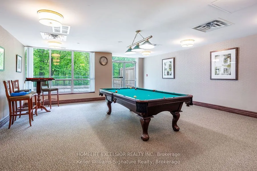 2585 Erin Centre Boulevard, #1001