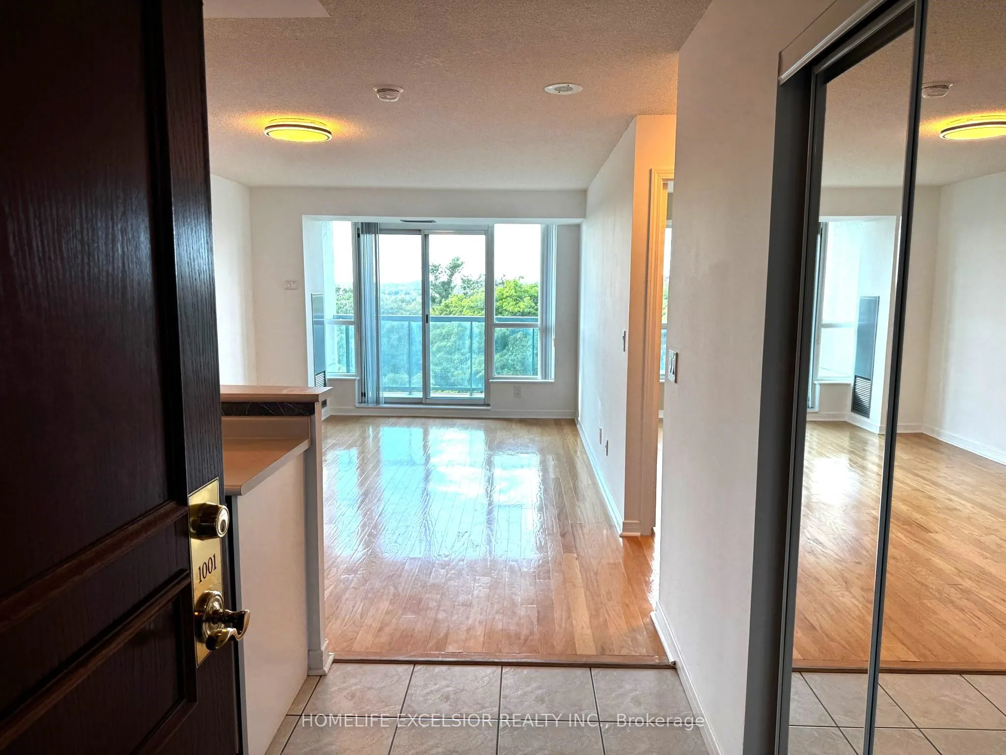 2585 Erin Centre Boulevard, #1001