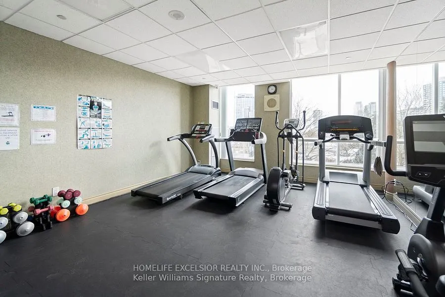 2585 Erin Centre Boulevard, #1001