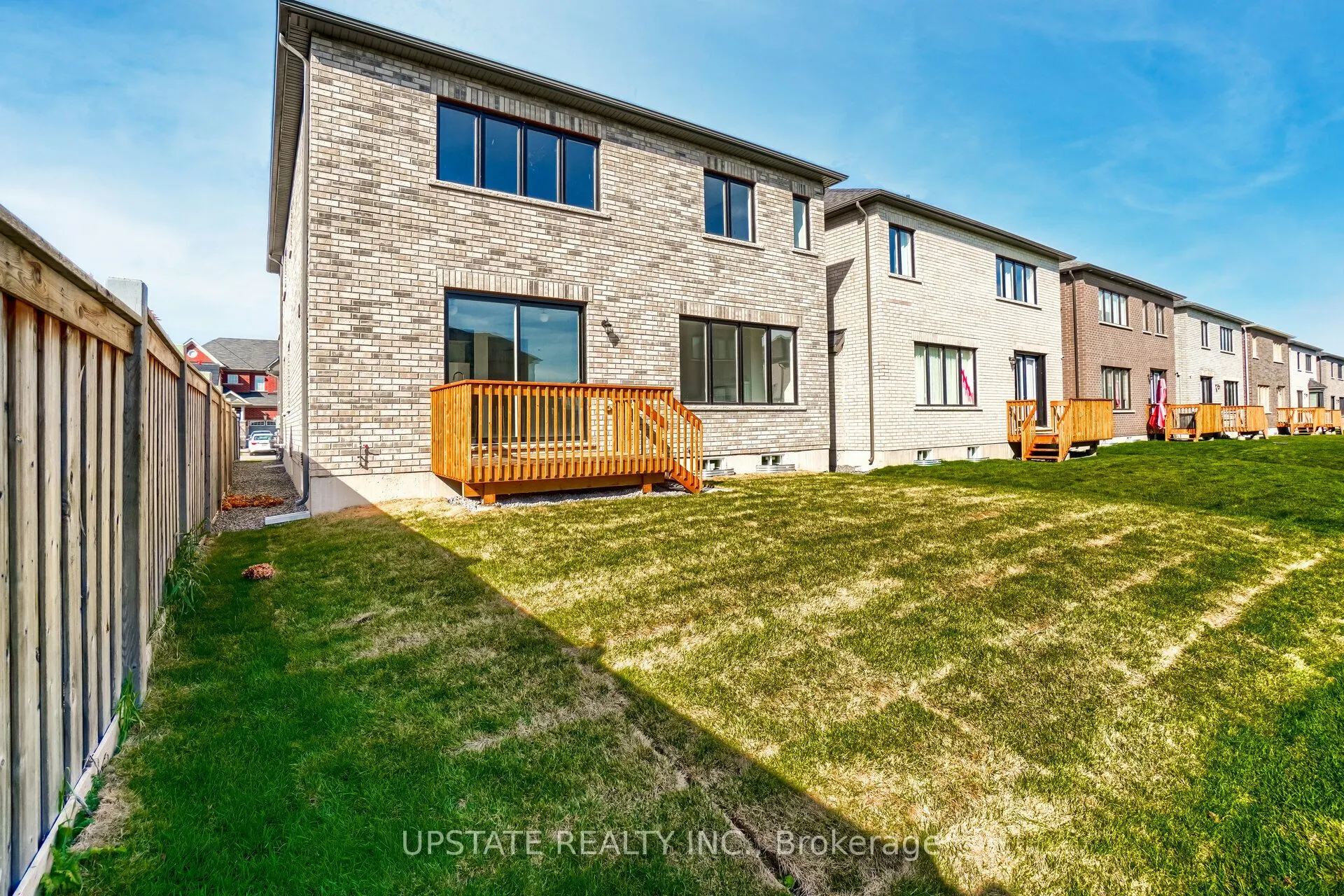 27 Valleyway Drive