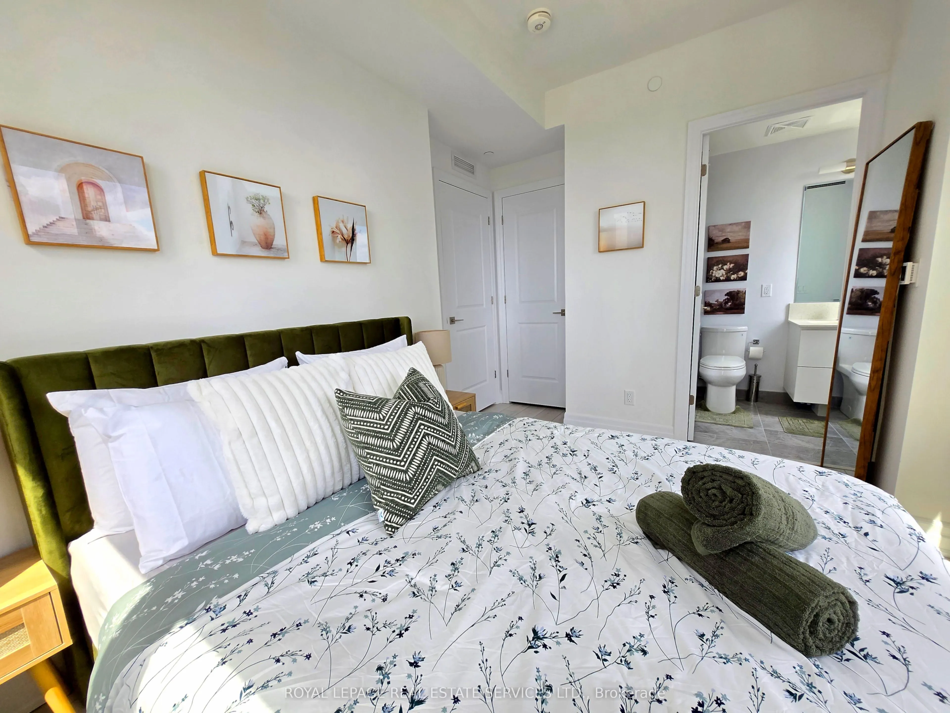 30 Elm Drive W, #1108