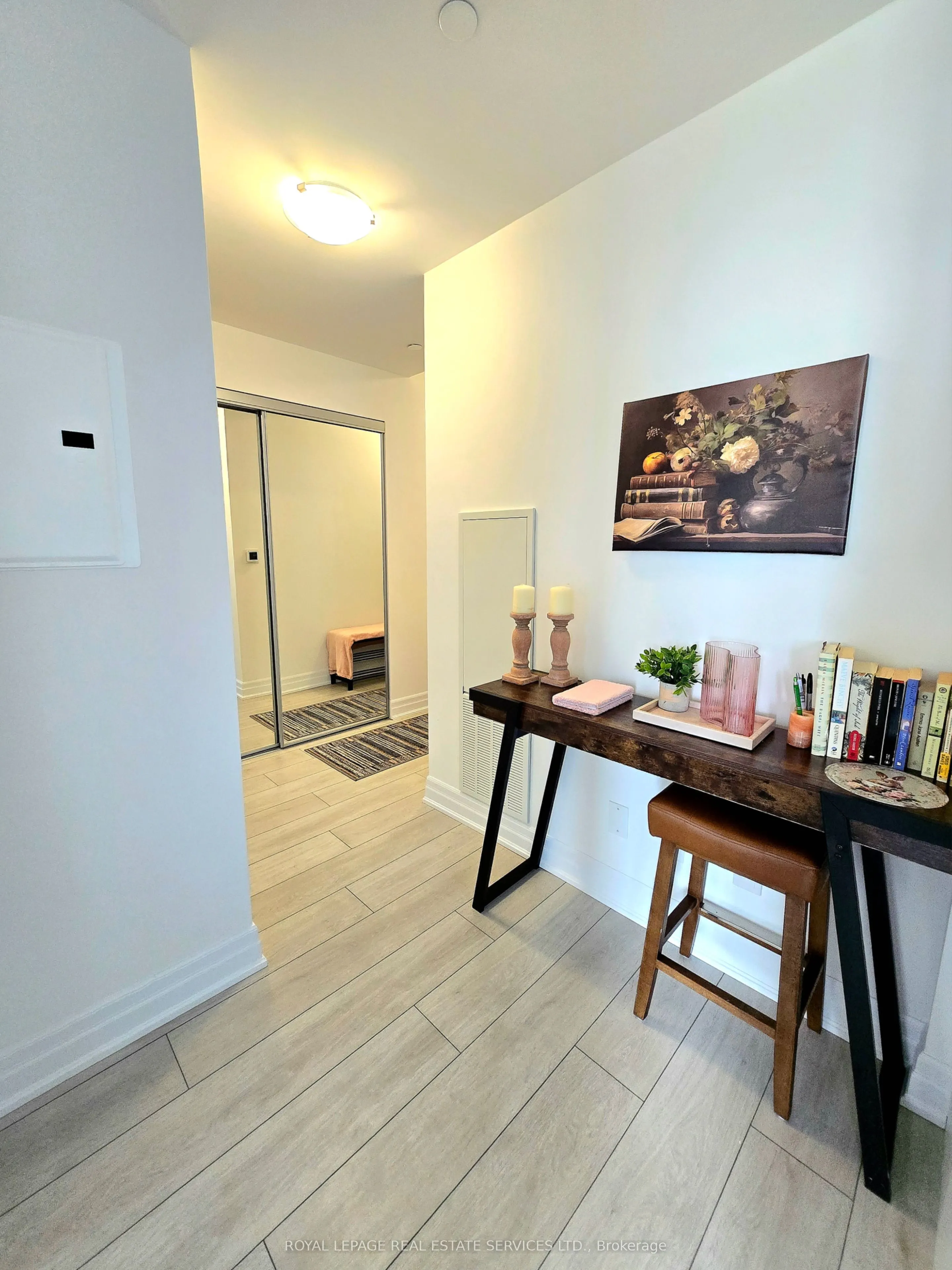 30 Elm Drive W, #1108