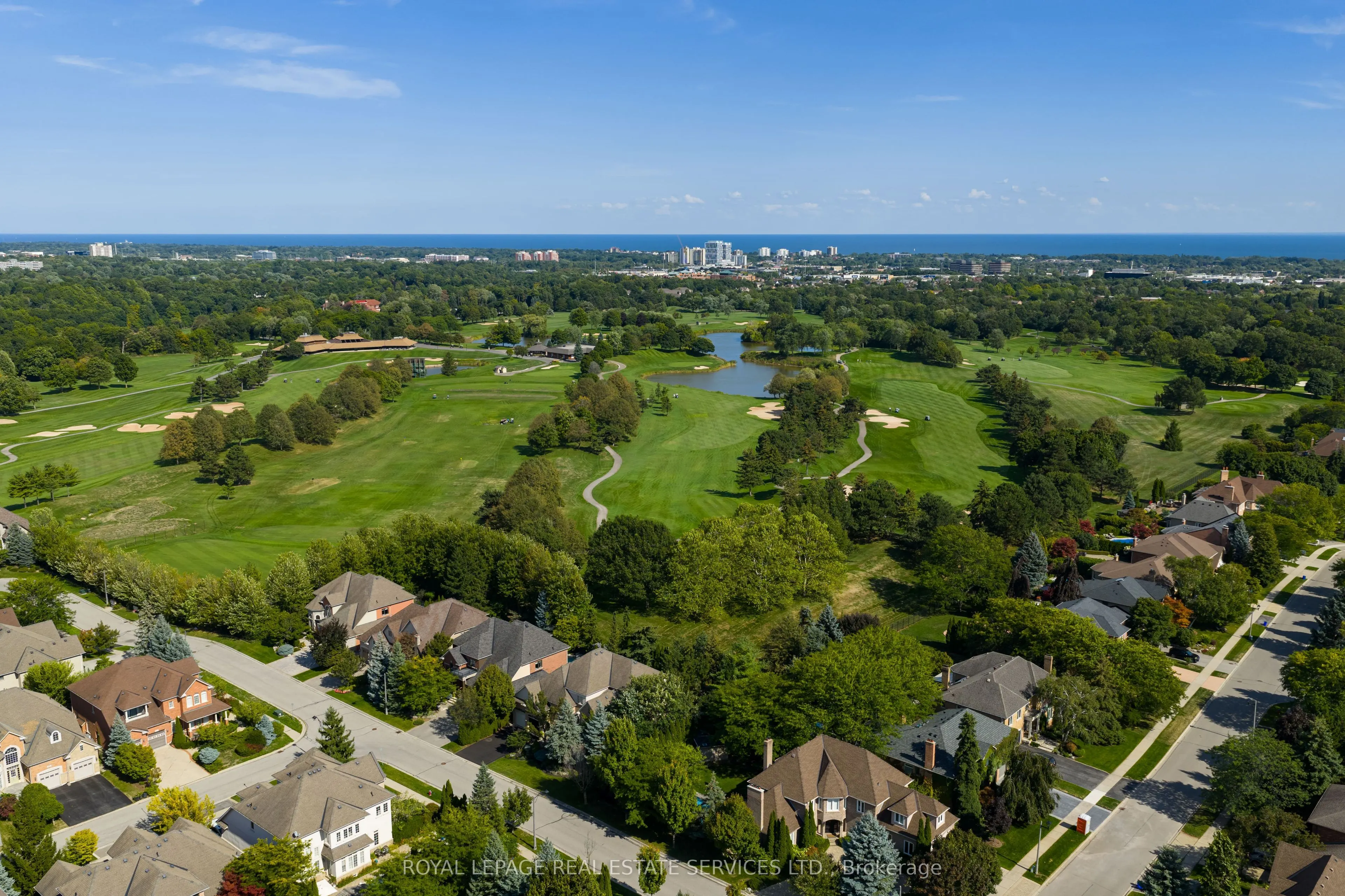 1483 The Links Drive