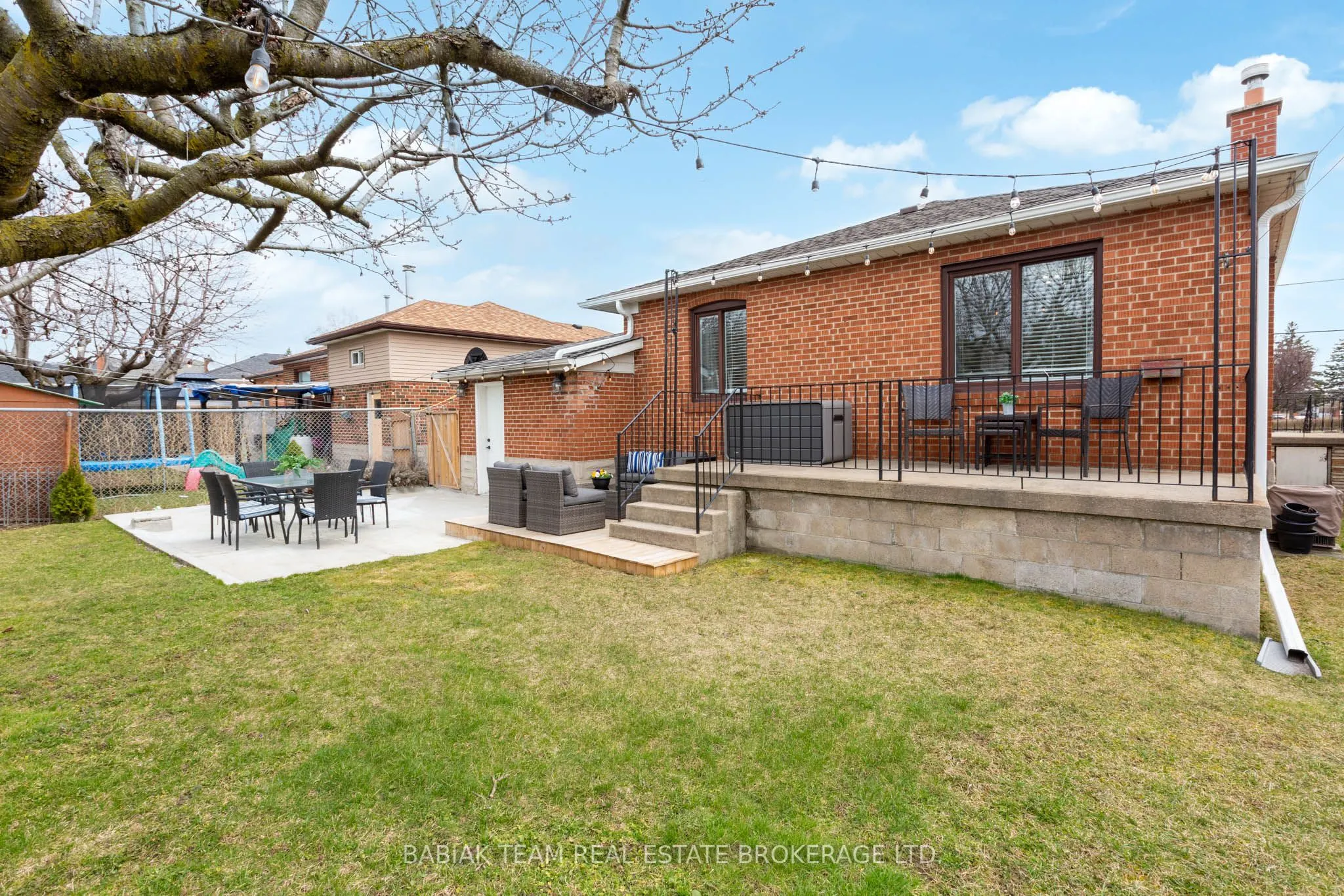62 Burr Avenue