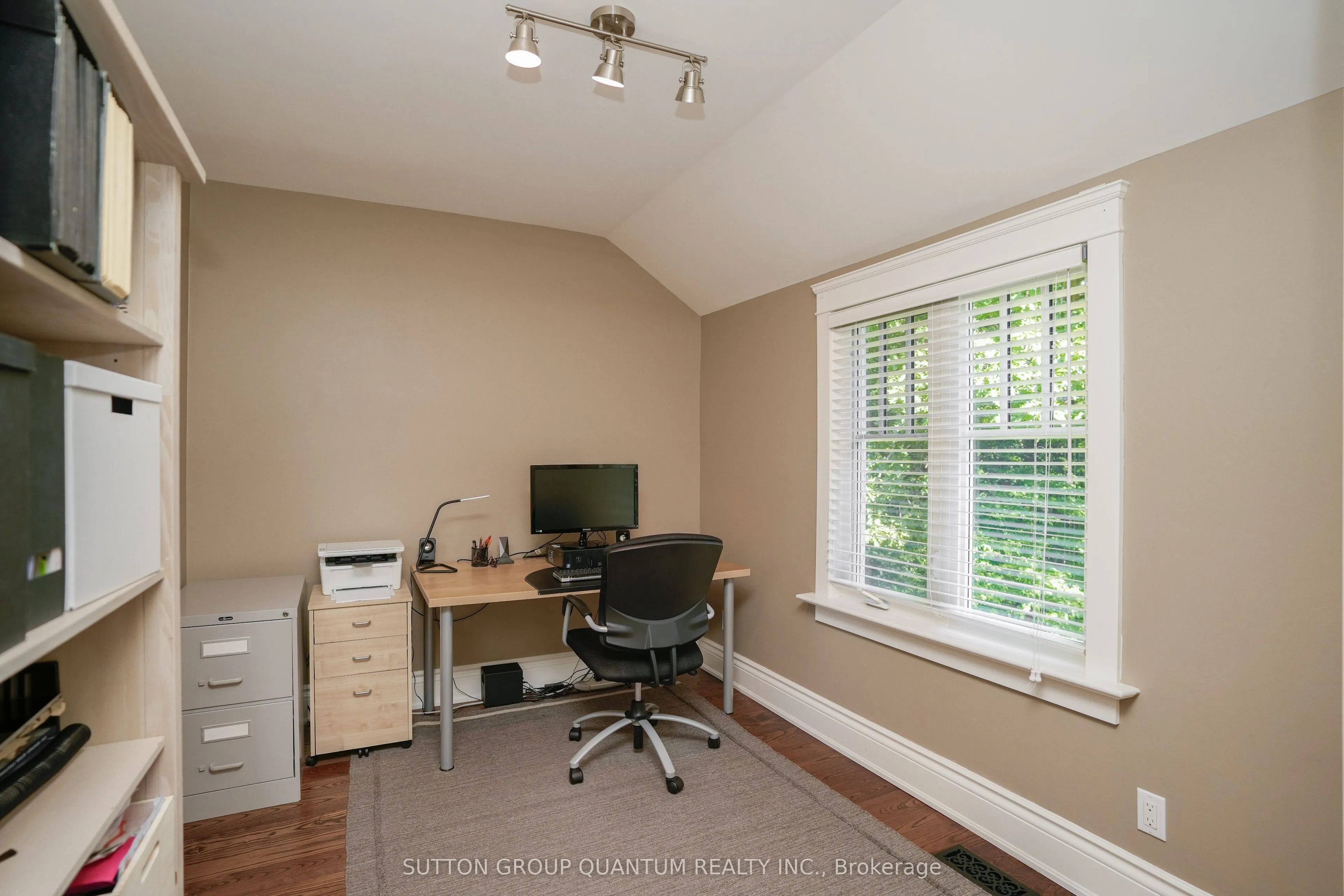 1197 Birchview Drive