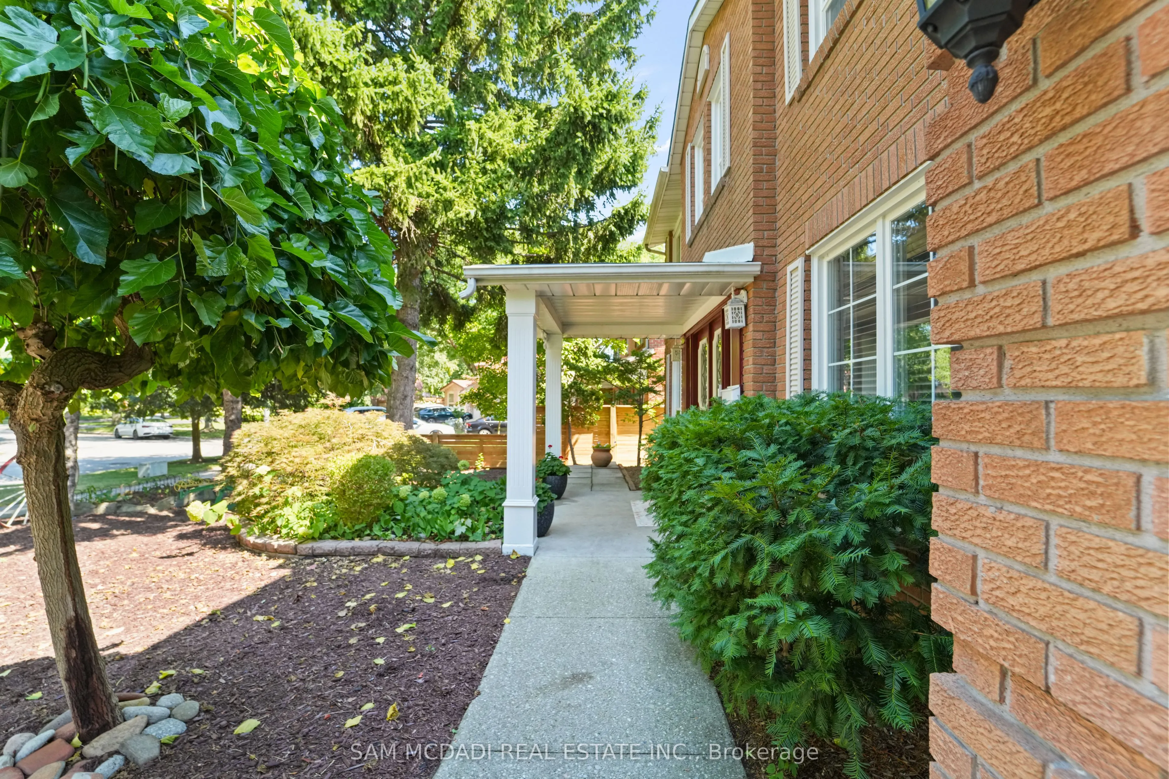 2032 Shannon Drive