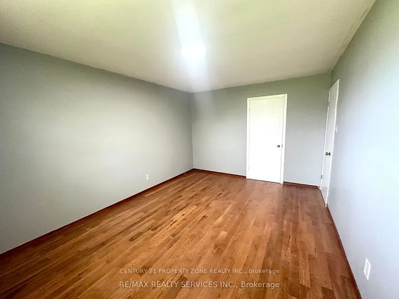 7600 Middleshire Drive, #Upper