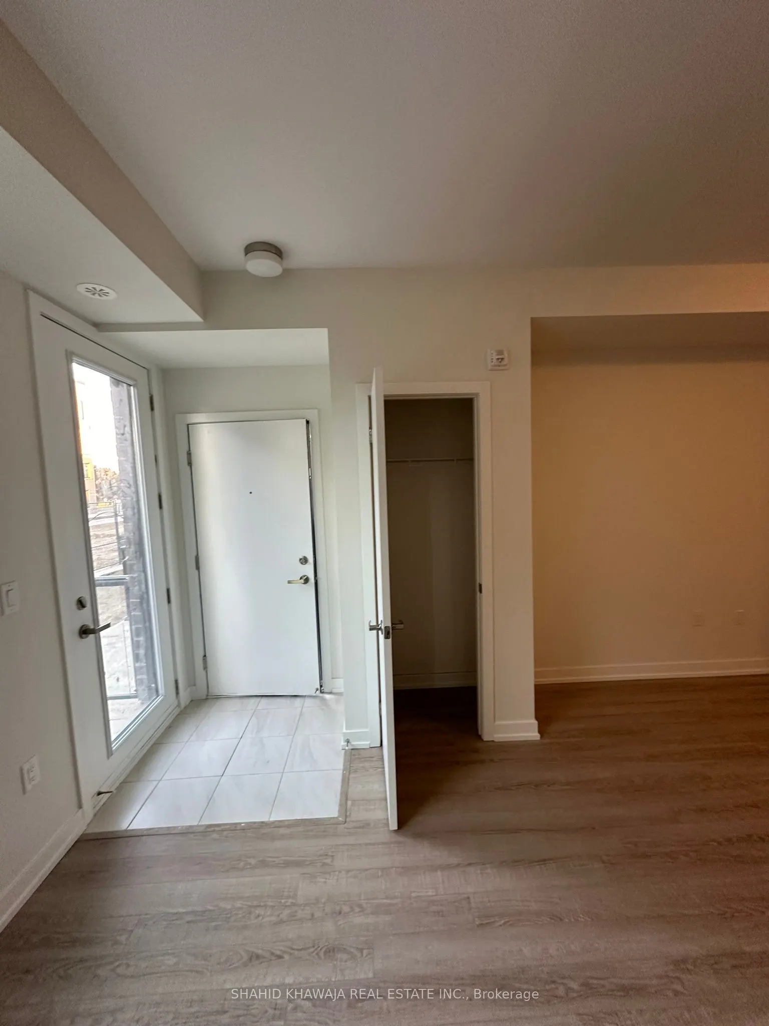 3546 Colonial Drive, #27