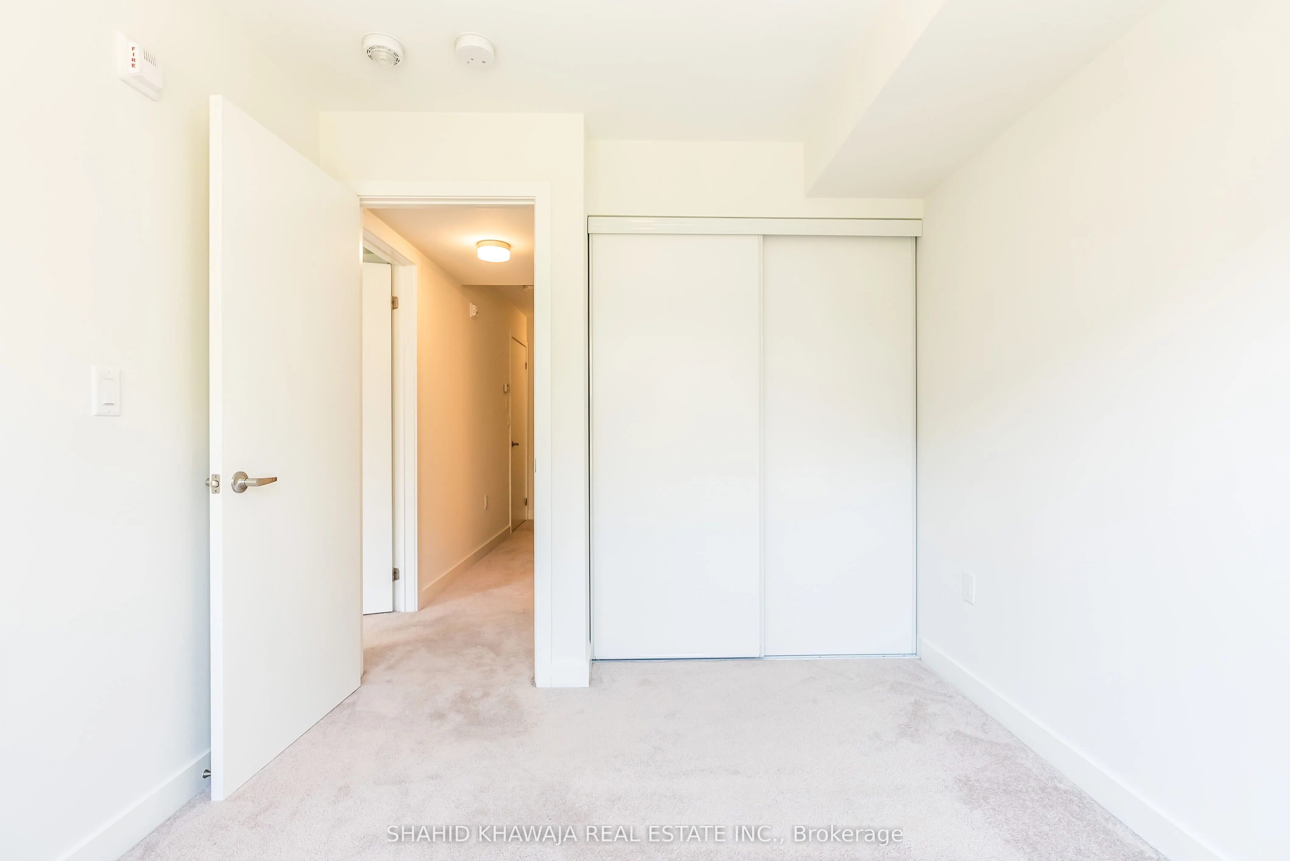3546 Colonial Drive, #27